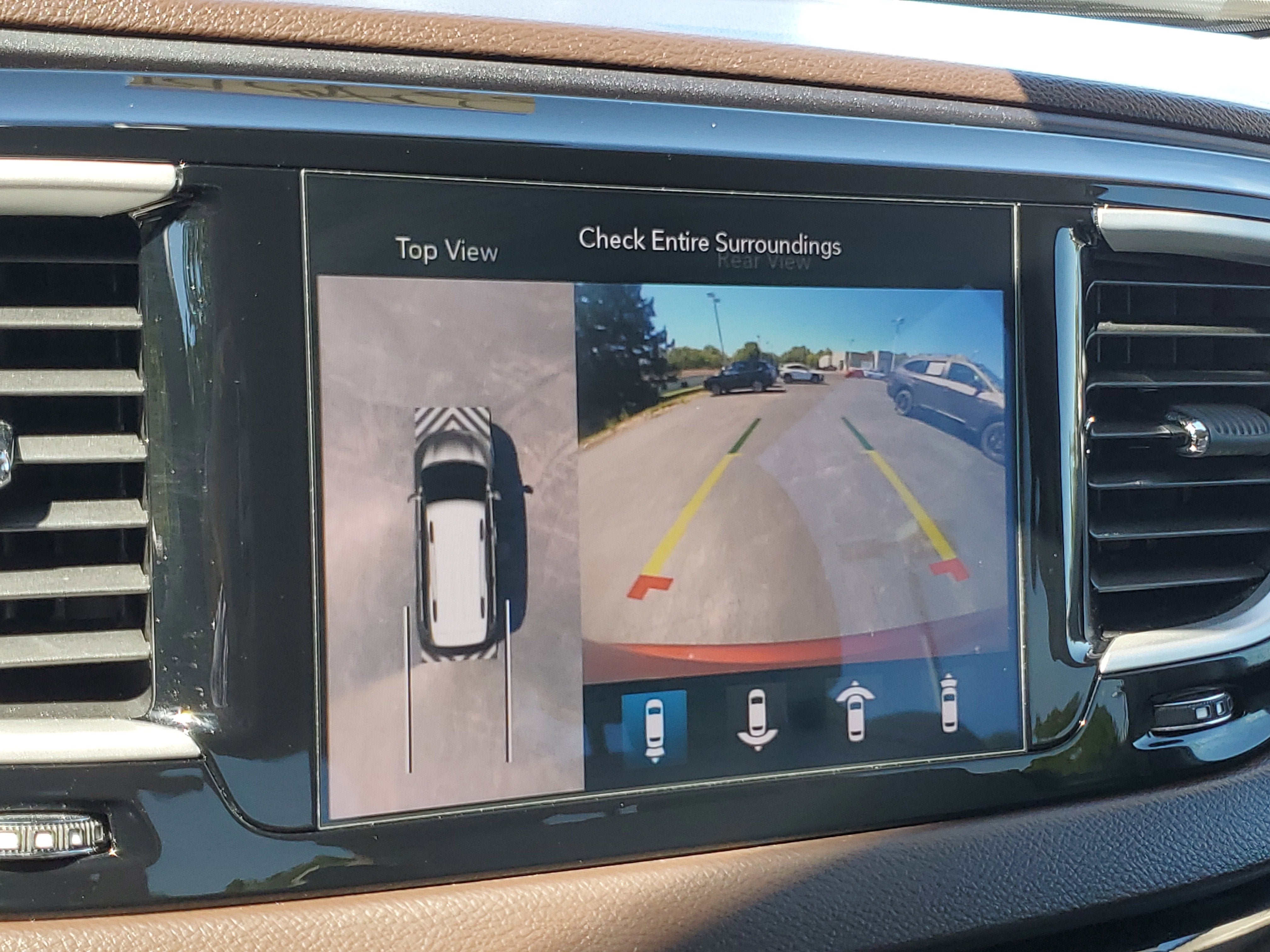 2020 Chrysler Pacifica Touring L
