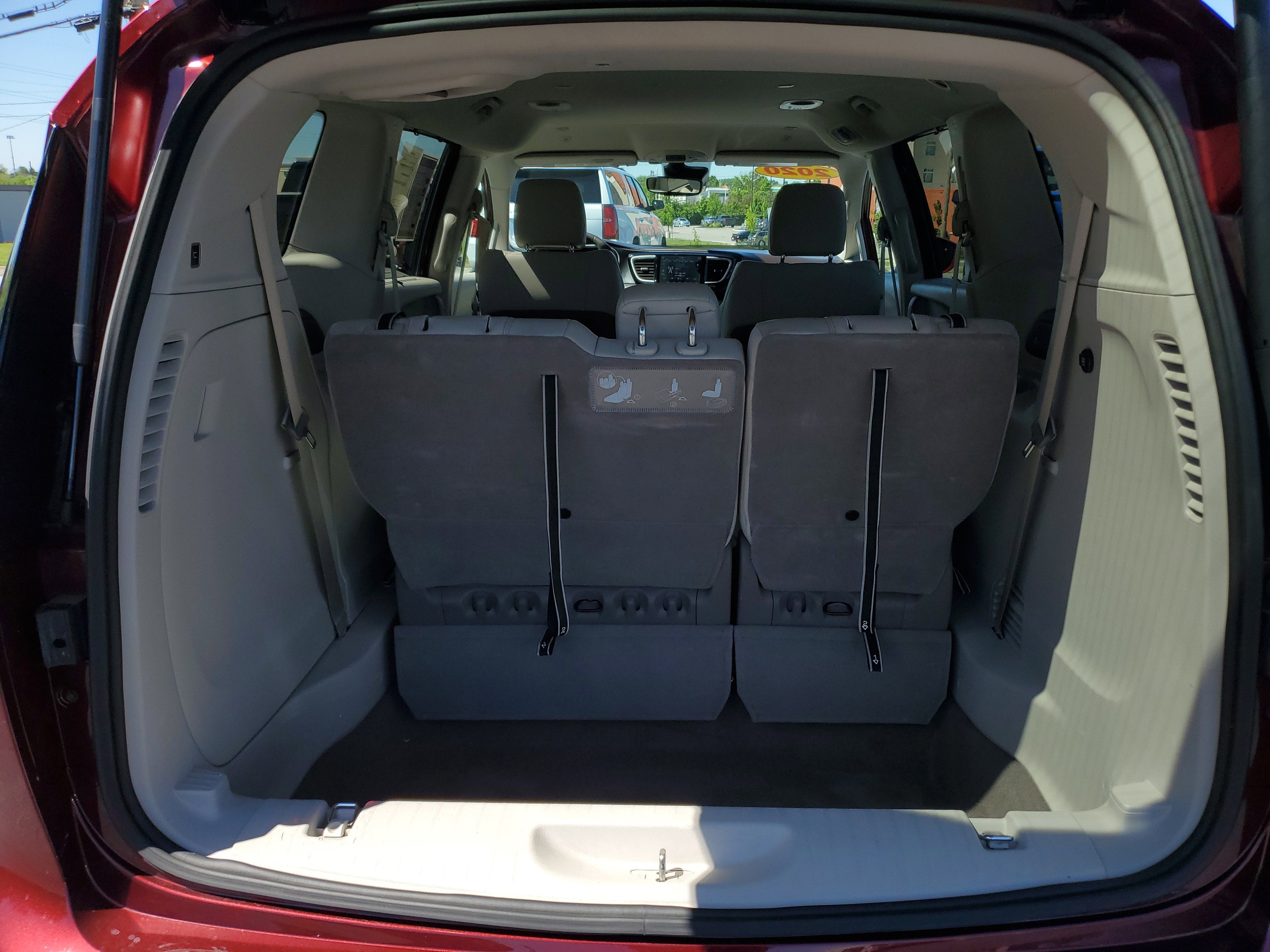 2020 Chrysler Pacifica Touring L