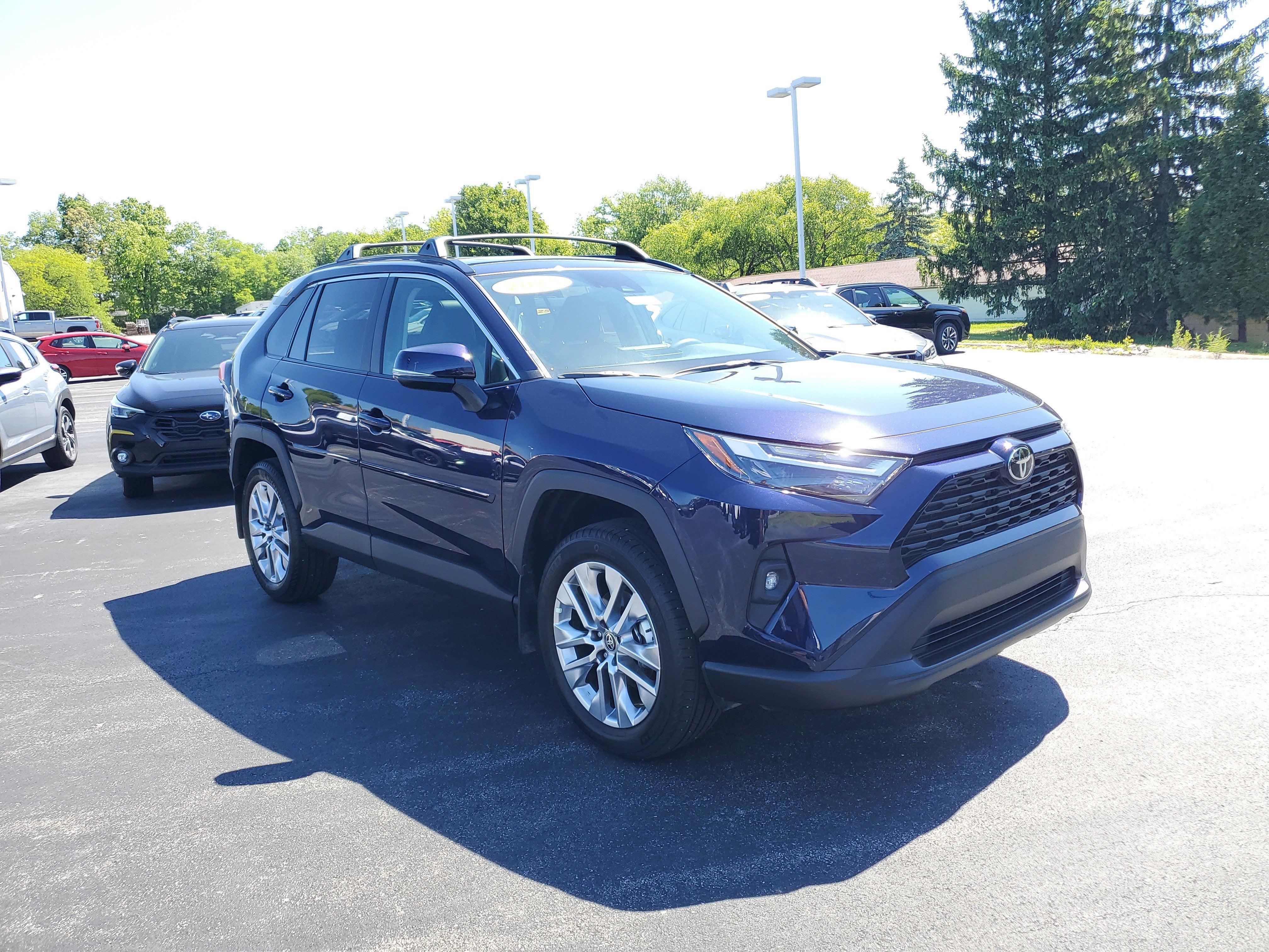 2025 Toyota RAV4 XLE Premium