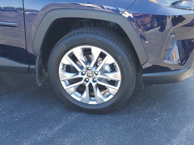 2025 Toyota RAV4 XLE Premium