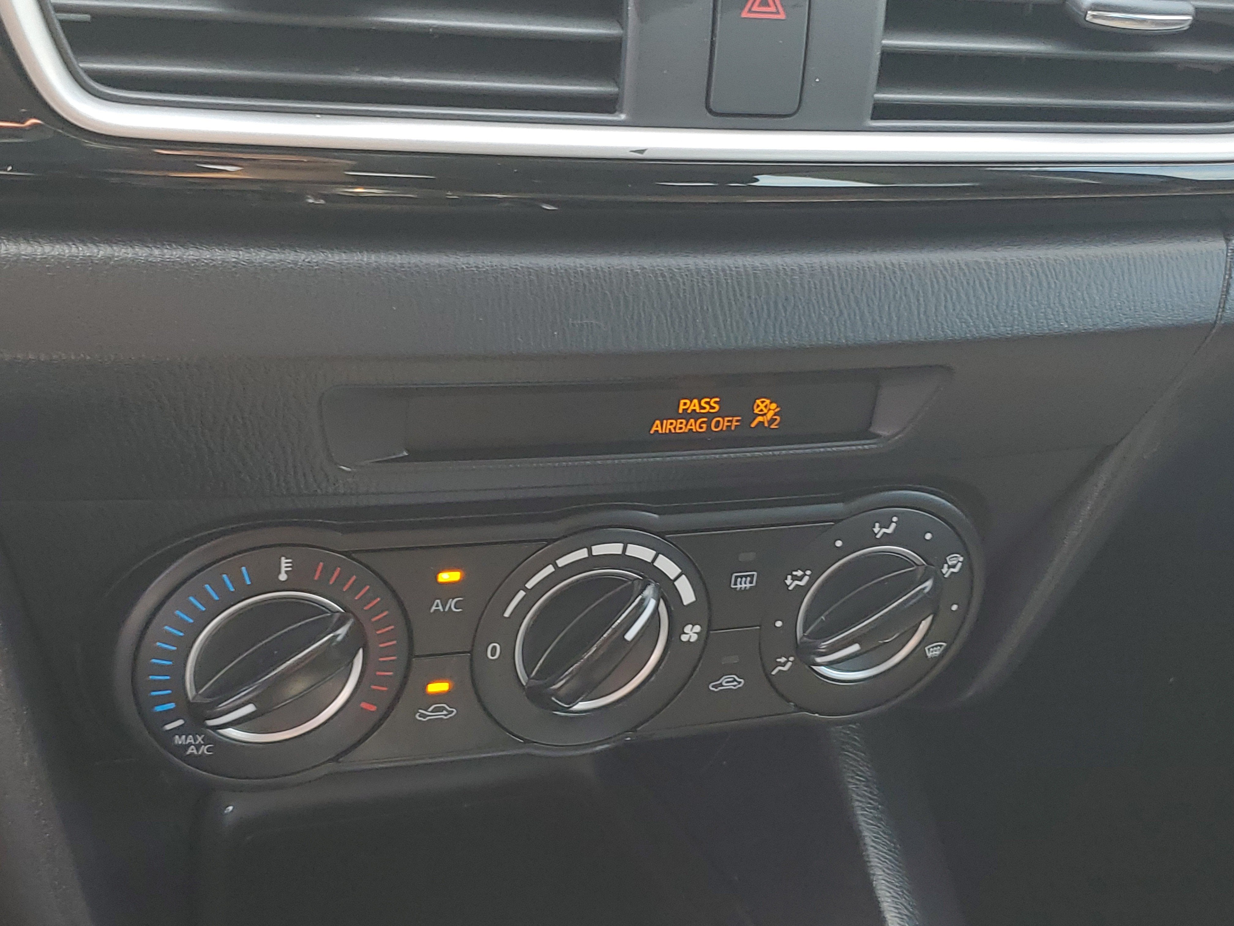 2016 Mazda Mazda3 i Sport