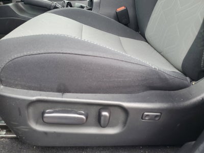 2022 Toyota Tacoma 4WD SR