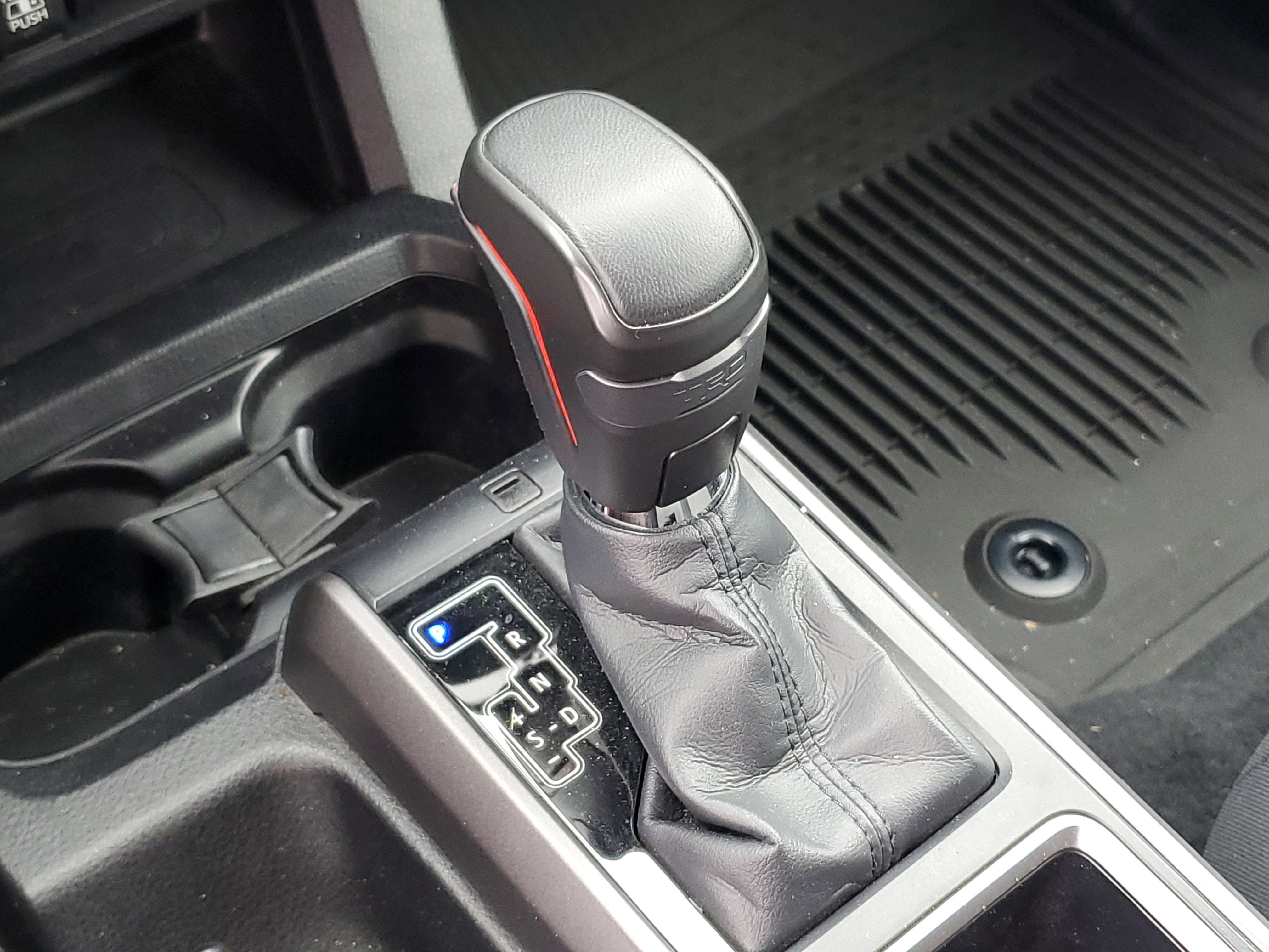 2022 Toyota Tacoma 4WD SR