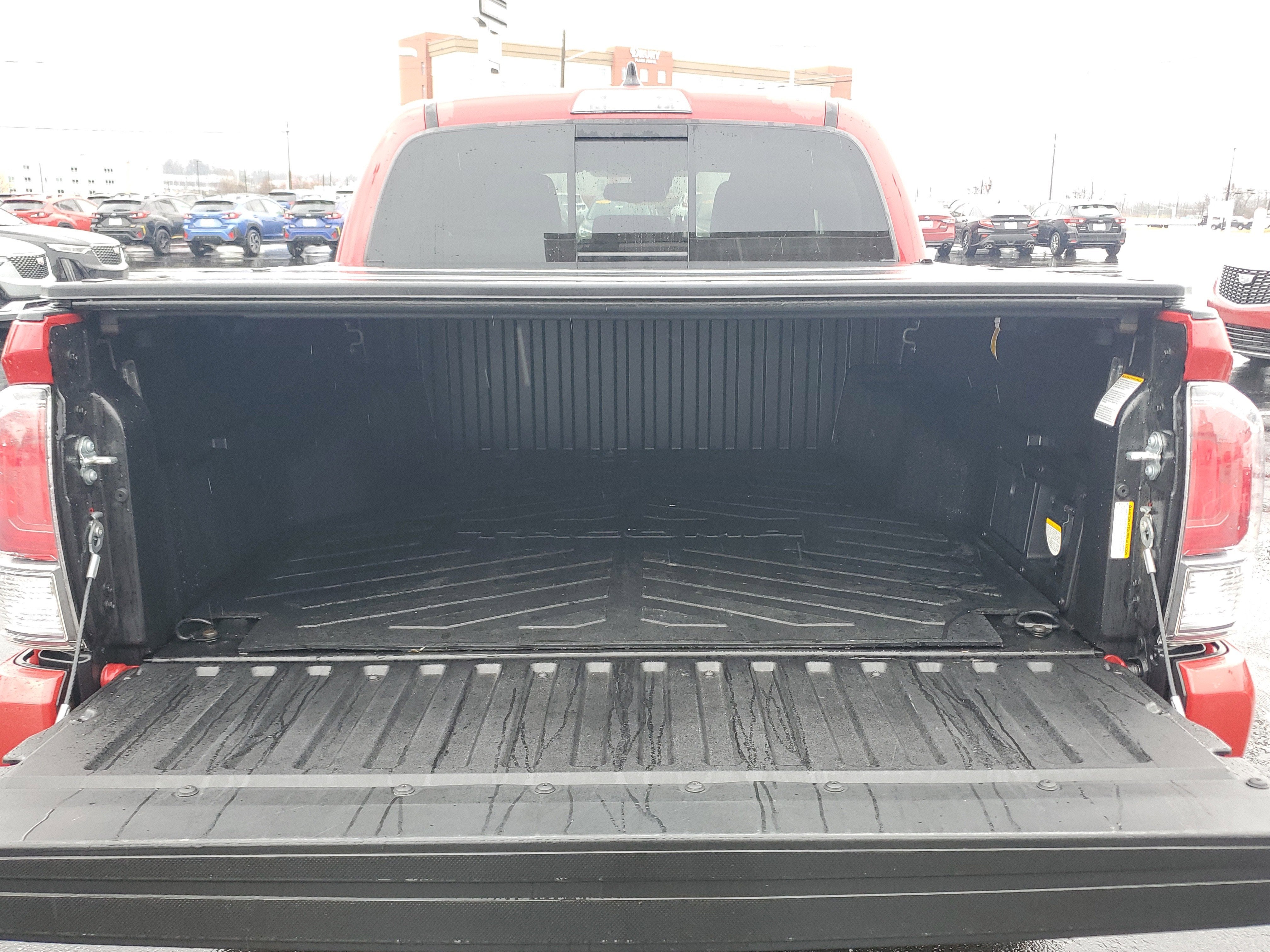 2022 Toyota Tacoma 4WD SR