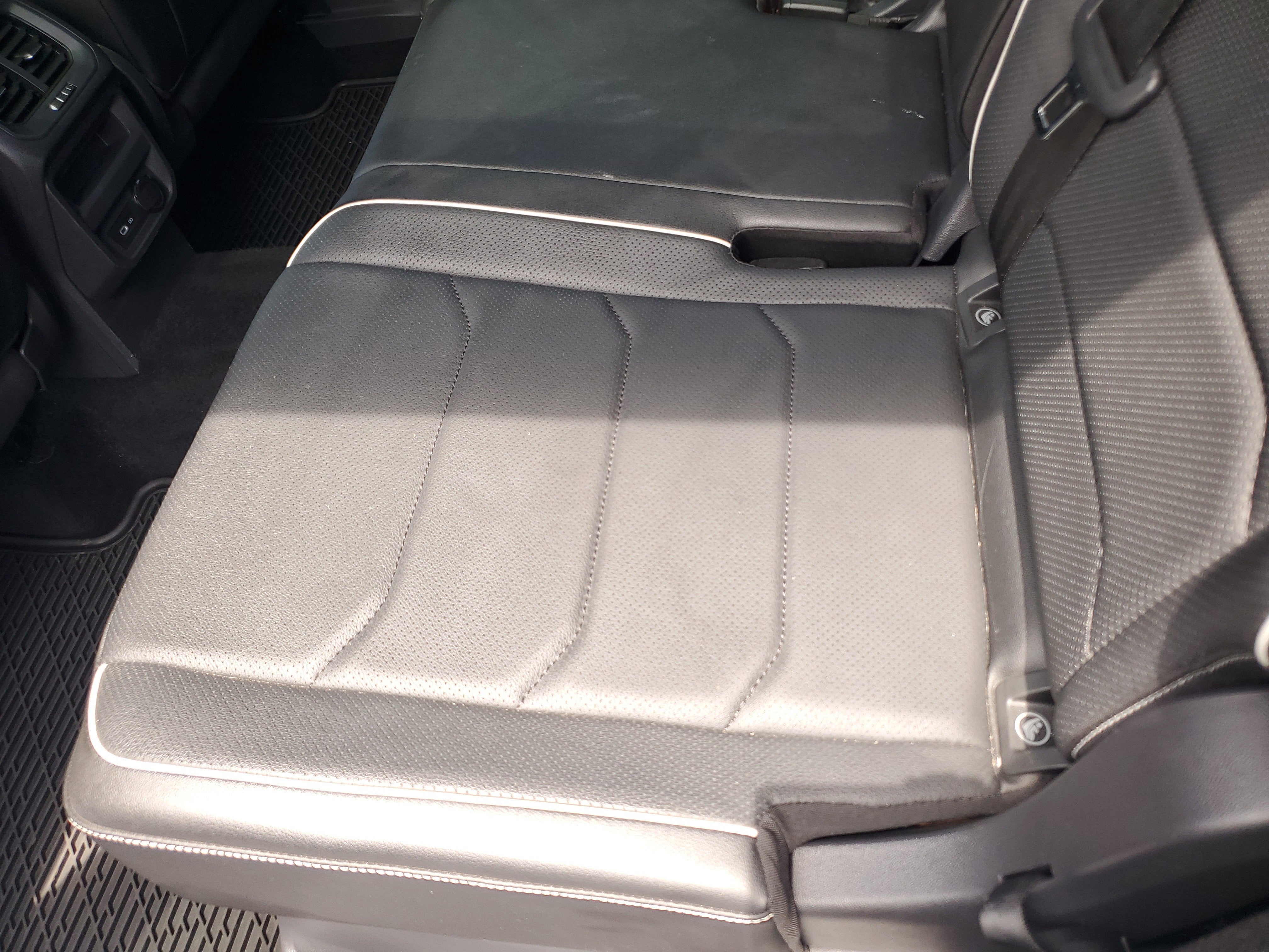2022 Volkswagen Tiguan SEL R-Line