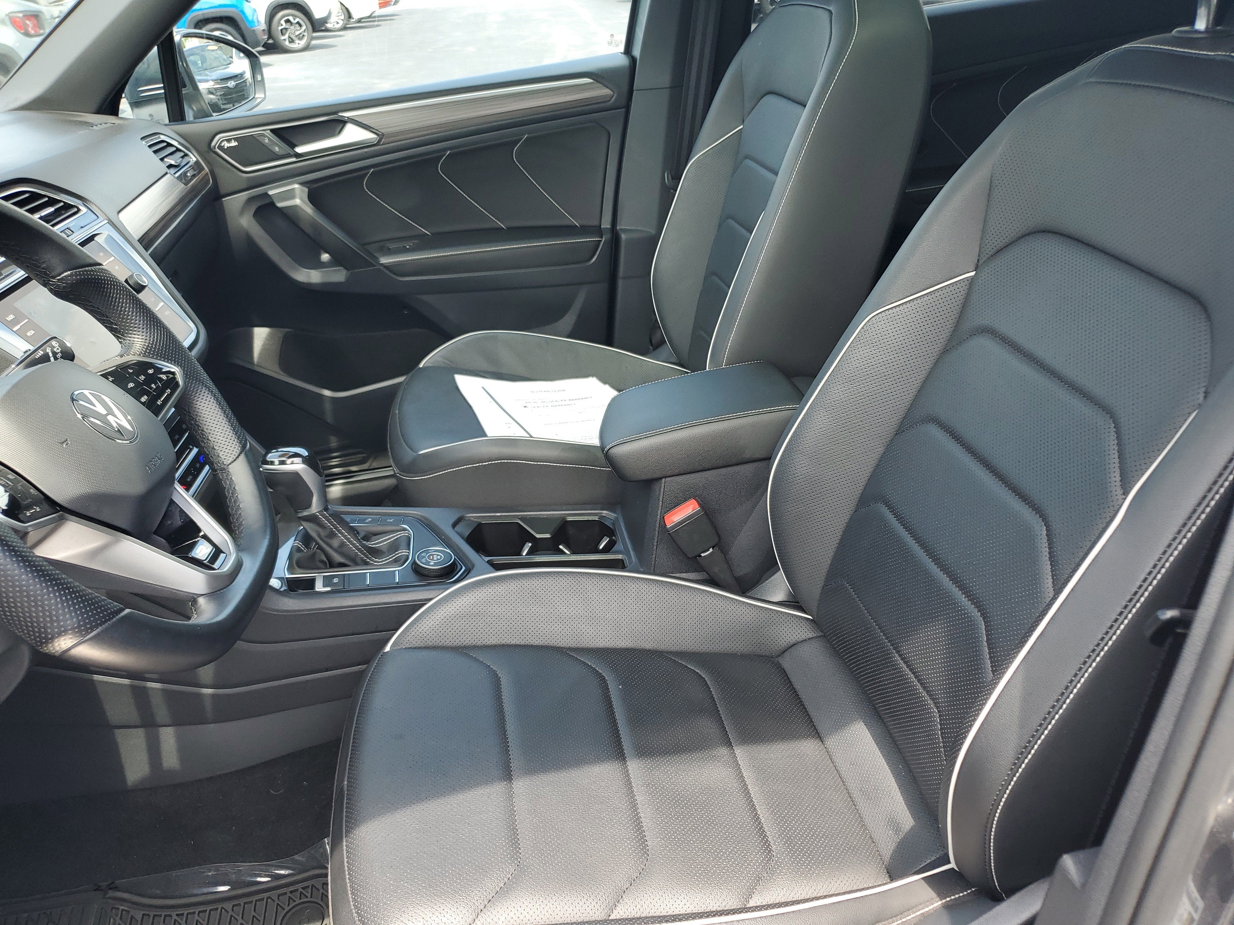 2022 Volkswagen Tiguan SEL R-Line