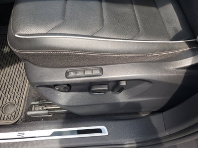 2022 Volkswagen Tiguan SEL R-Line