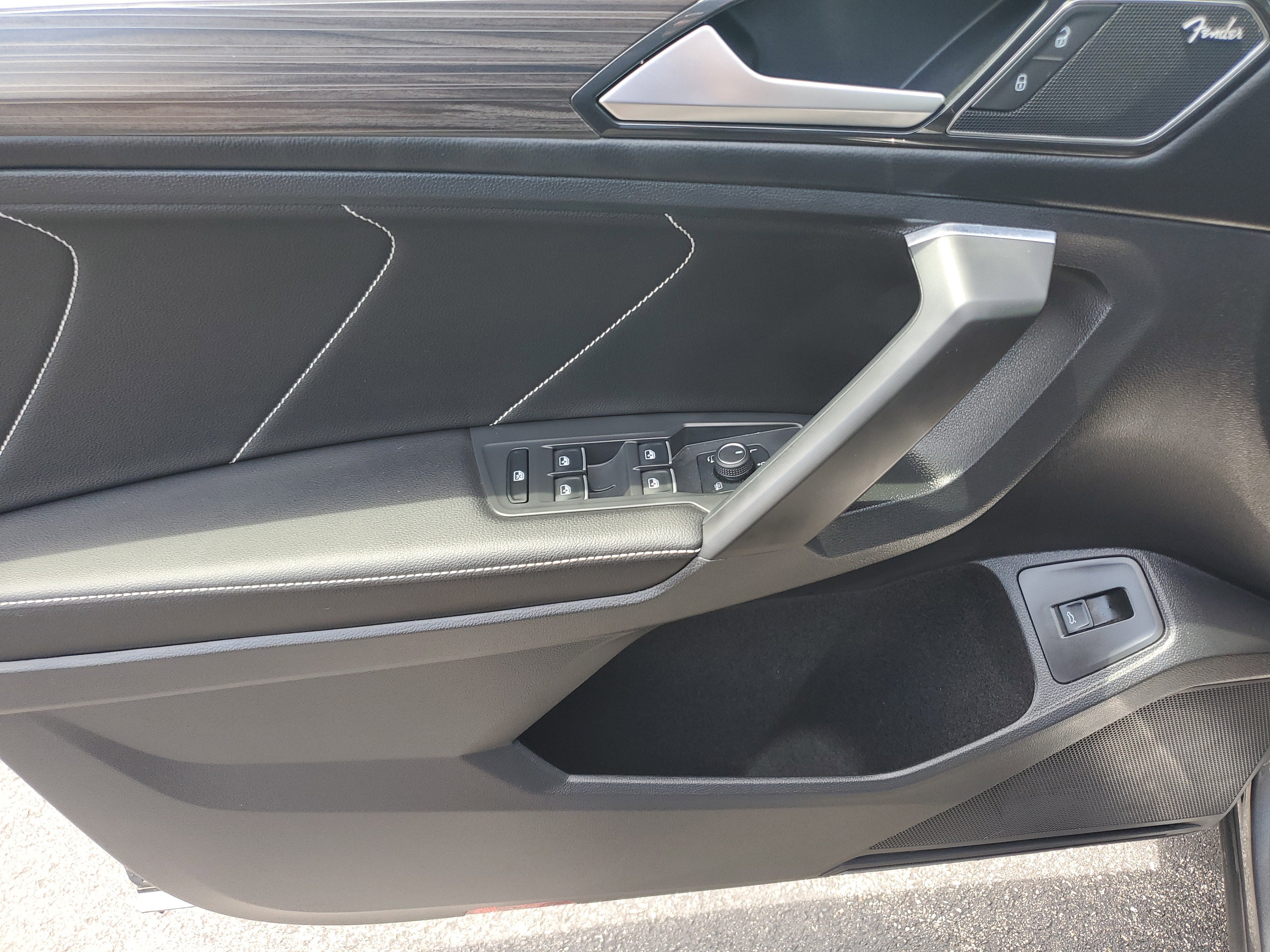 2022 Volkswagen Tiguan SEL R-Line