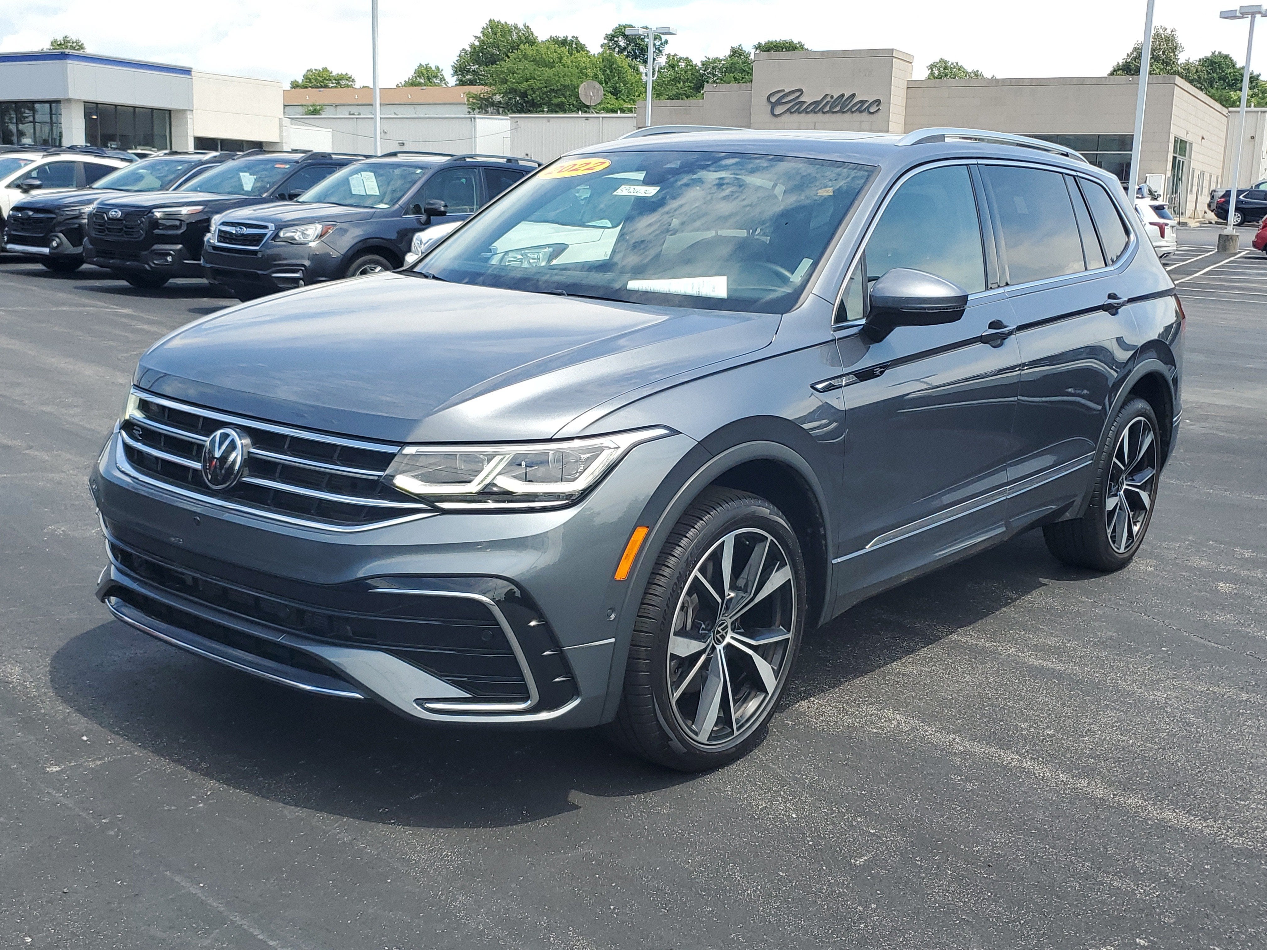 2022 Volkswagen Tiguan SEL R-Line