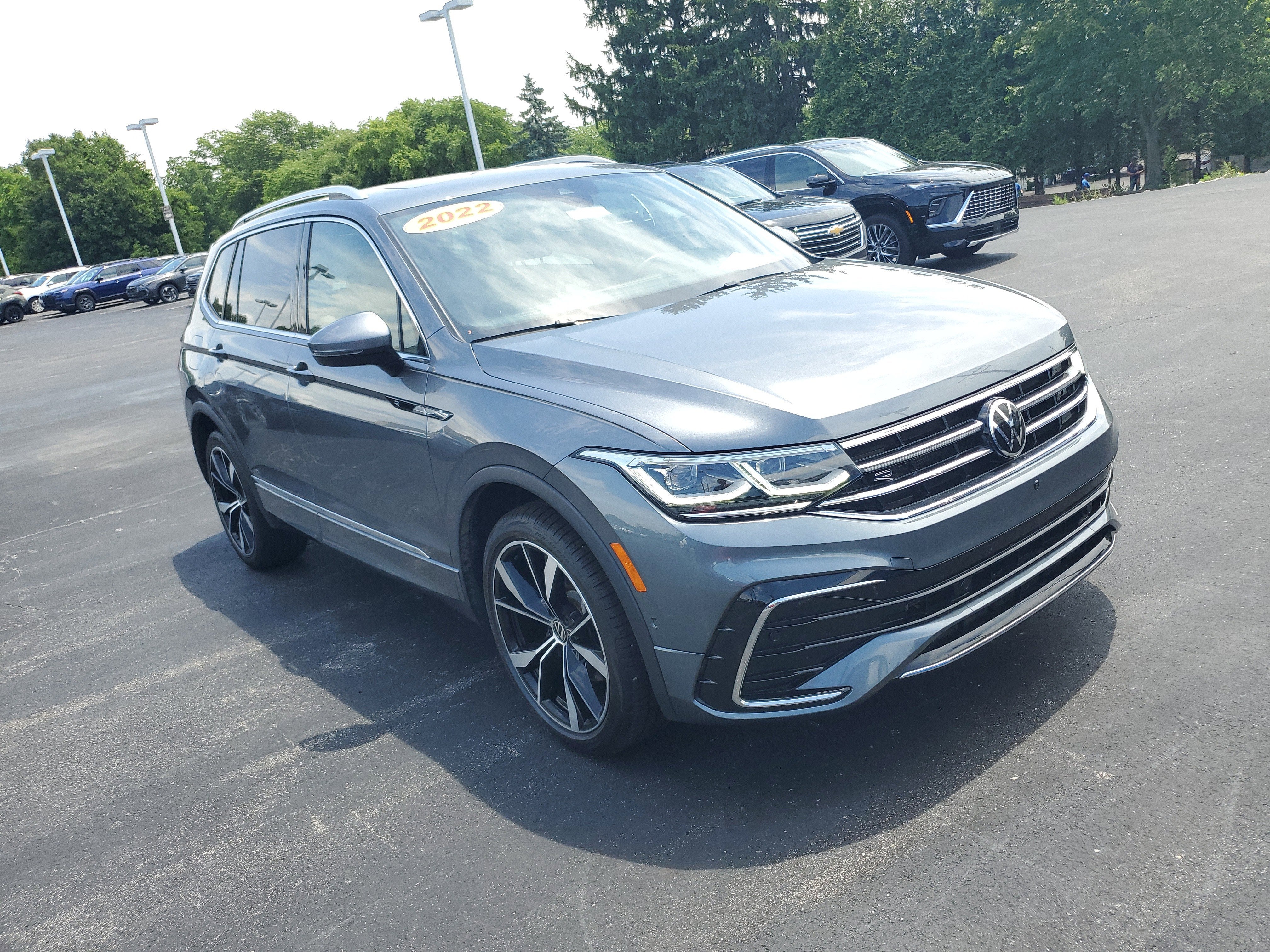 2022 Volkswagen Tiguan SEL R-Line