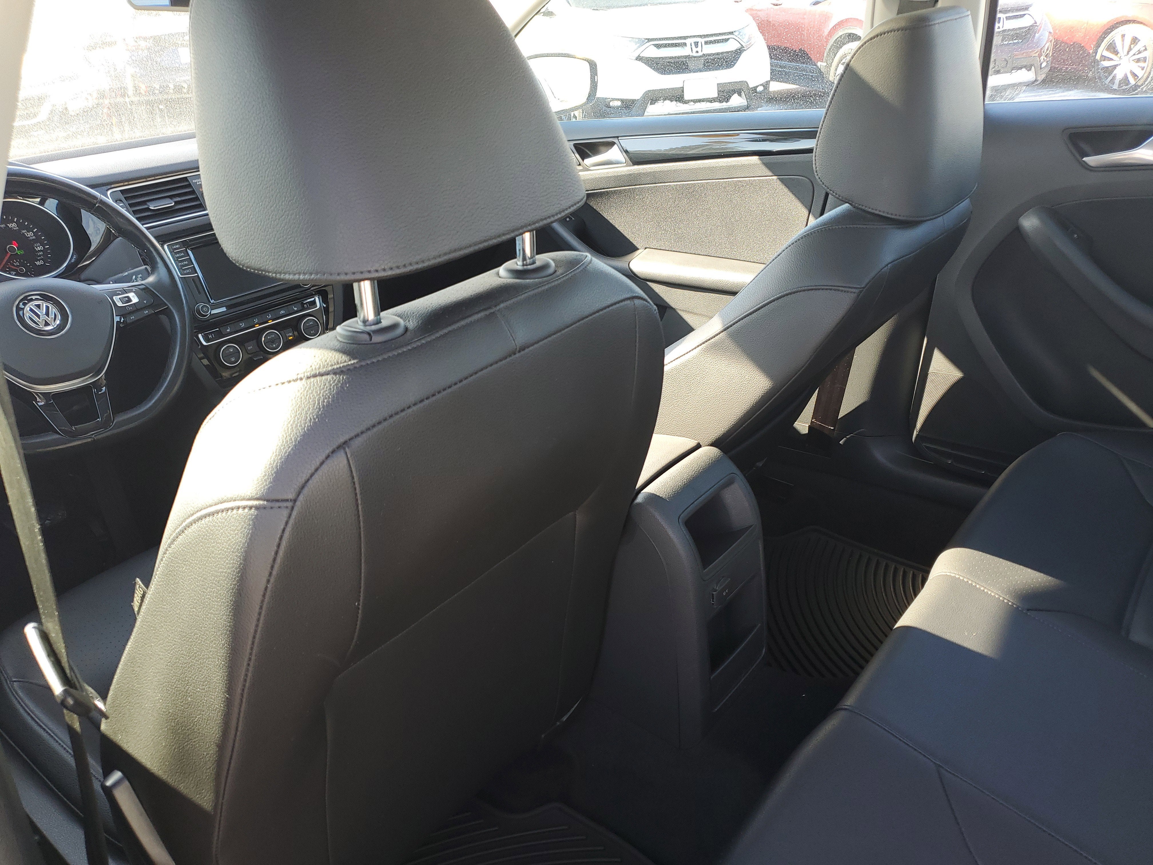 2017 Volkswagen Jetta 1.8T SEL