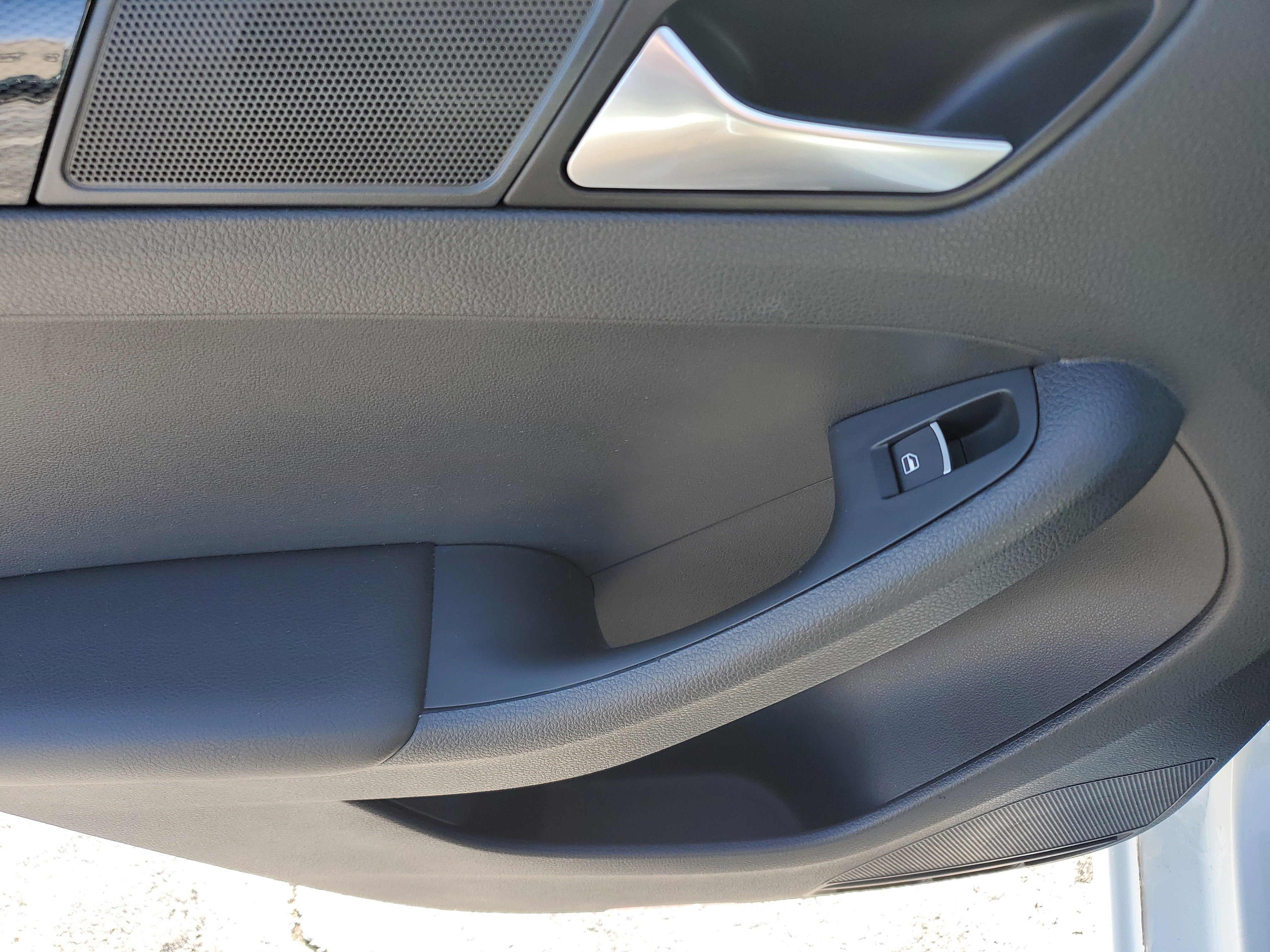 2017 Volkswagen Jetta 1.8T SEL