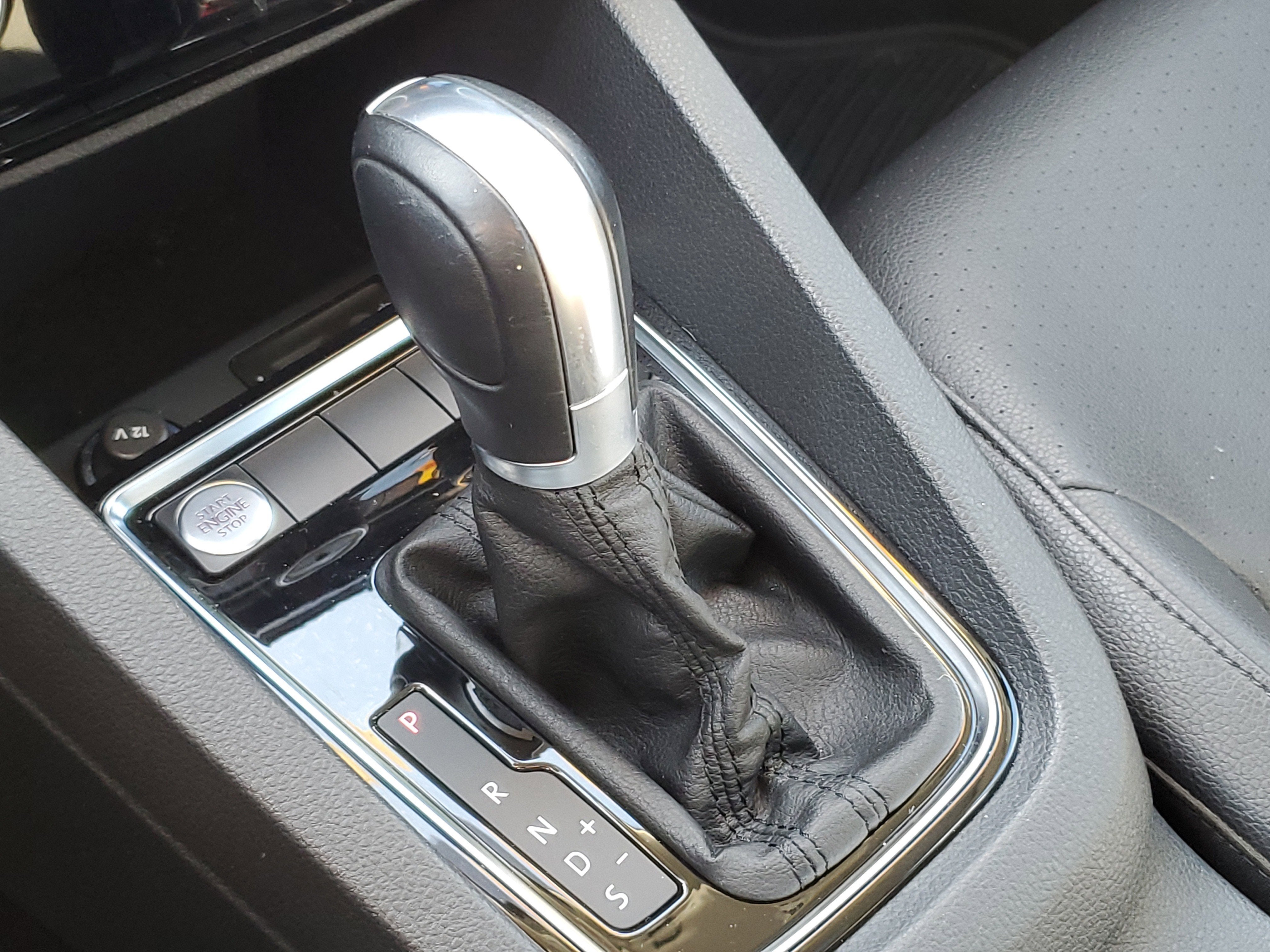 2017 Volkswagen Jetta 1.8T SEL