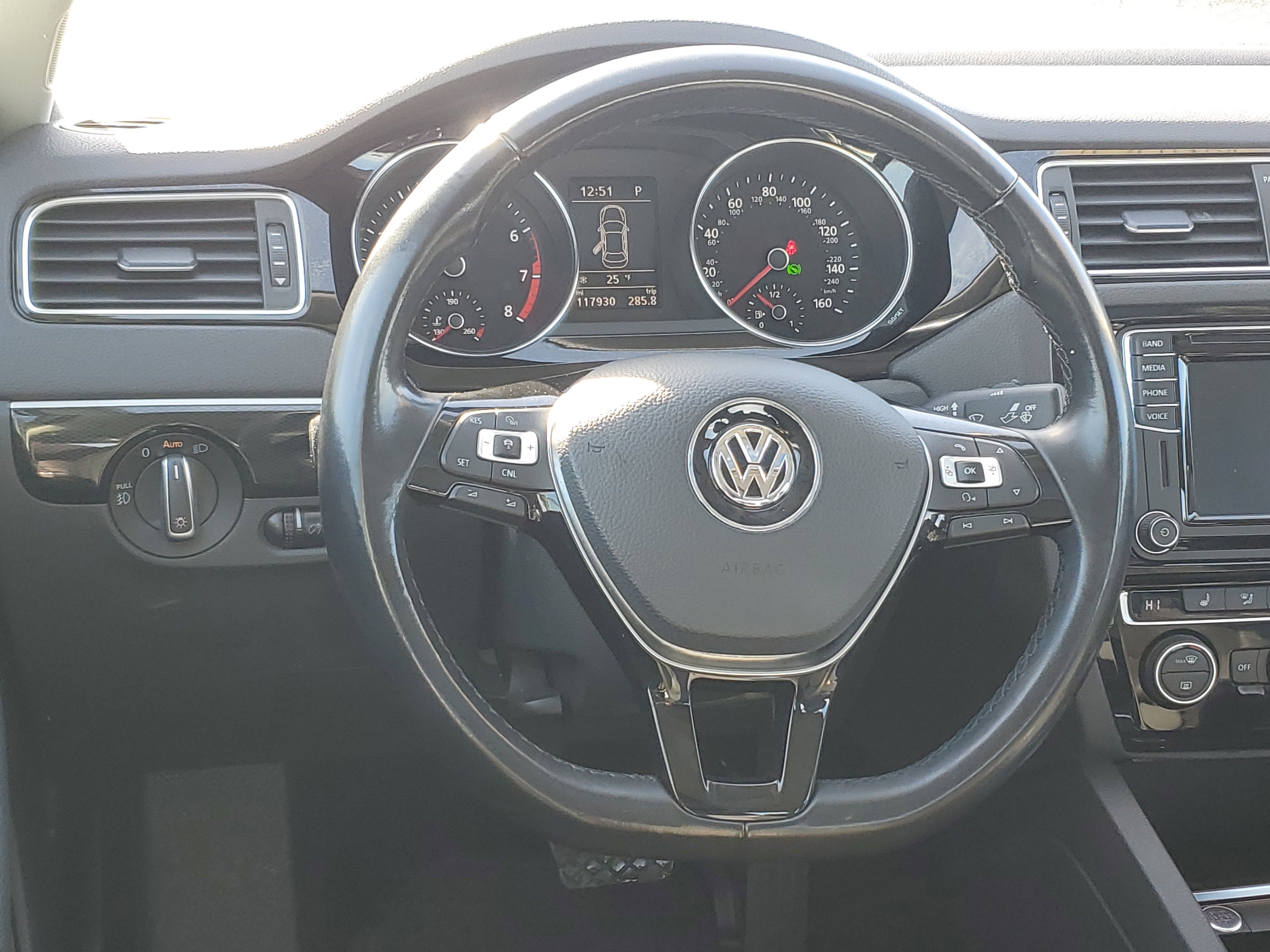 2017 Volkswagen Jetta 1.8T SEL