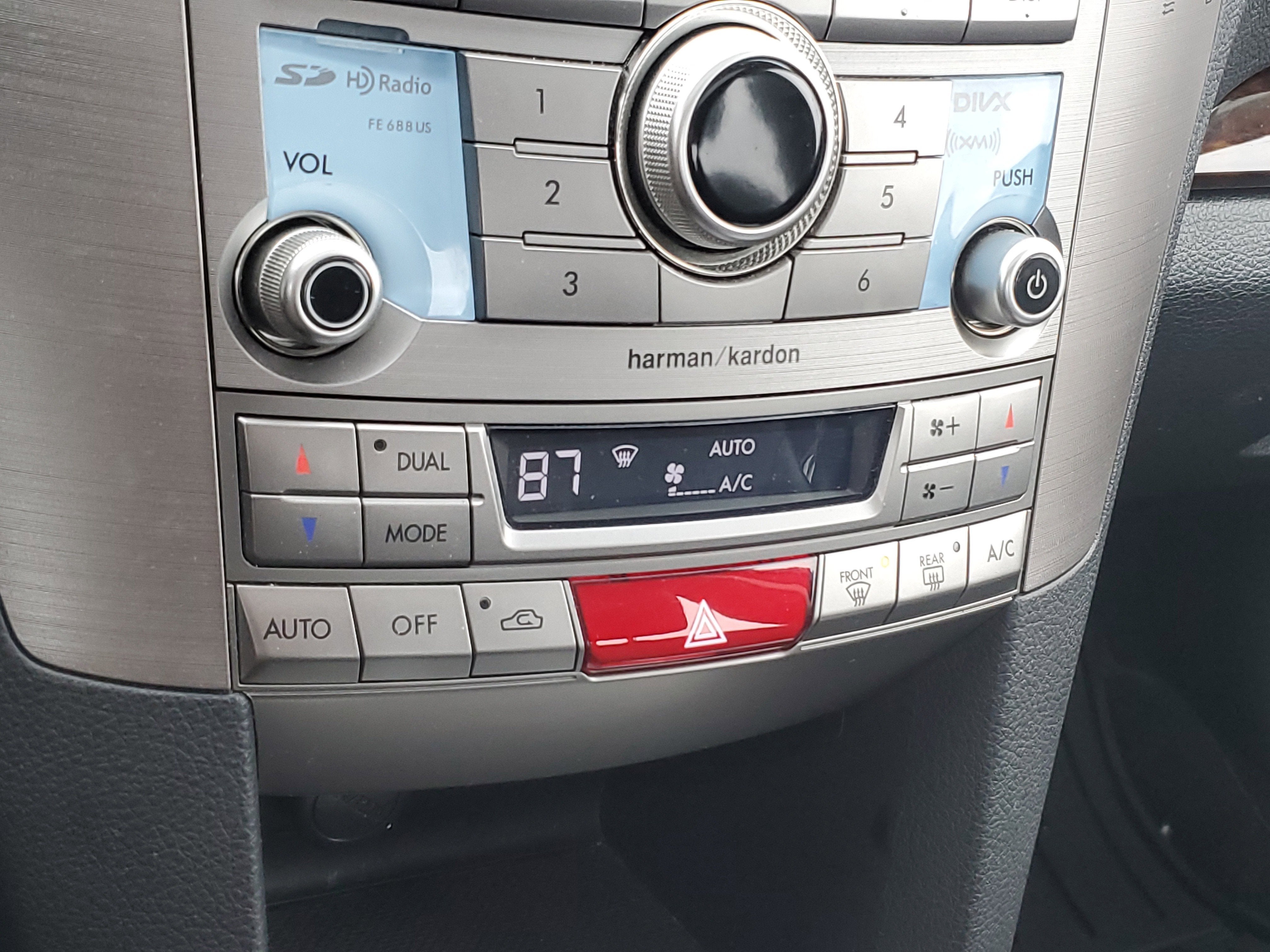 2014 Subaru Legacy 3.6R Limited