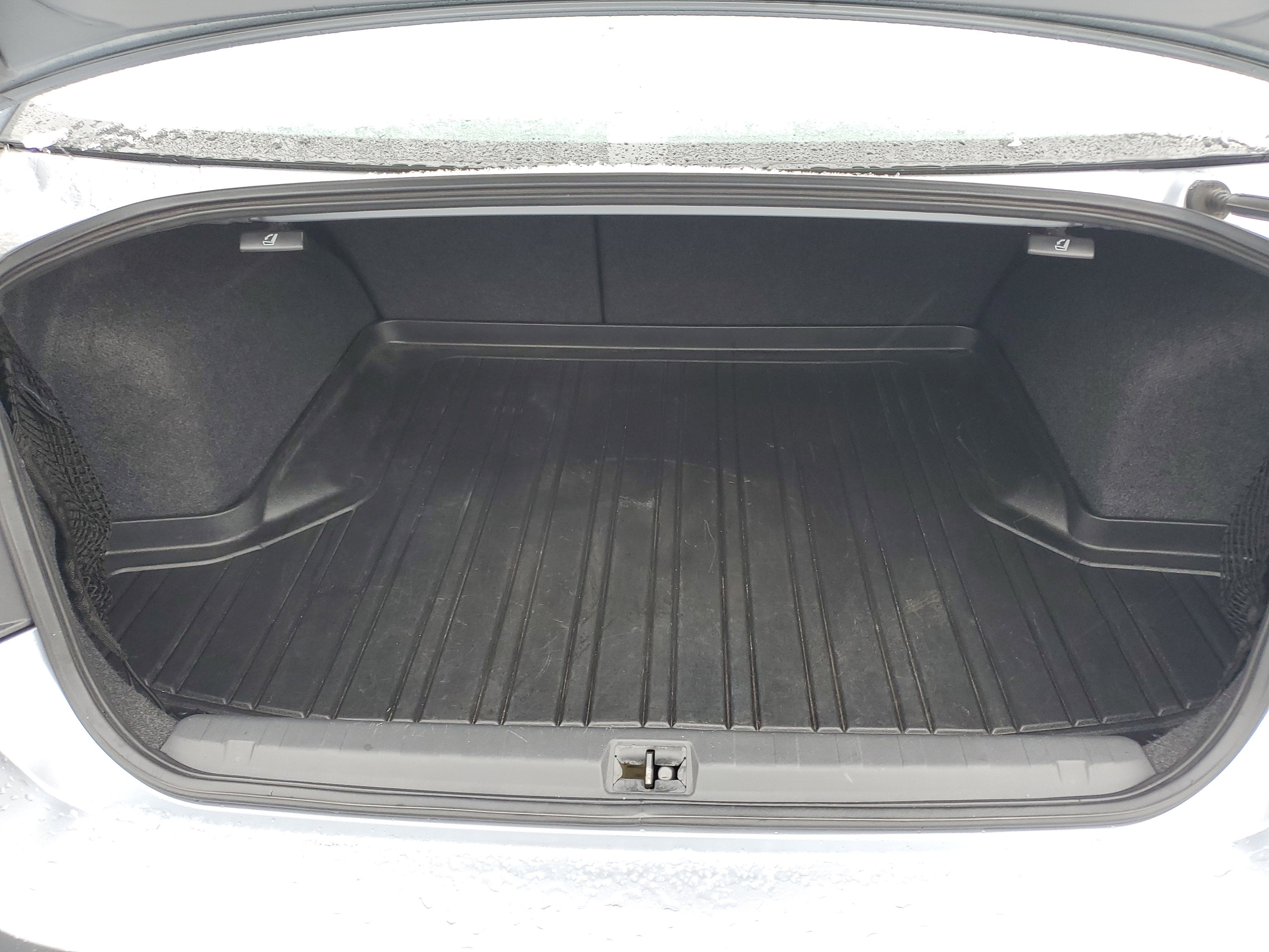 2014 Subaru Legacy 3.6R Limited