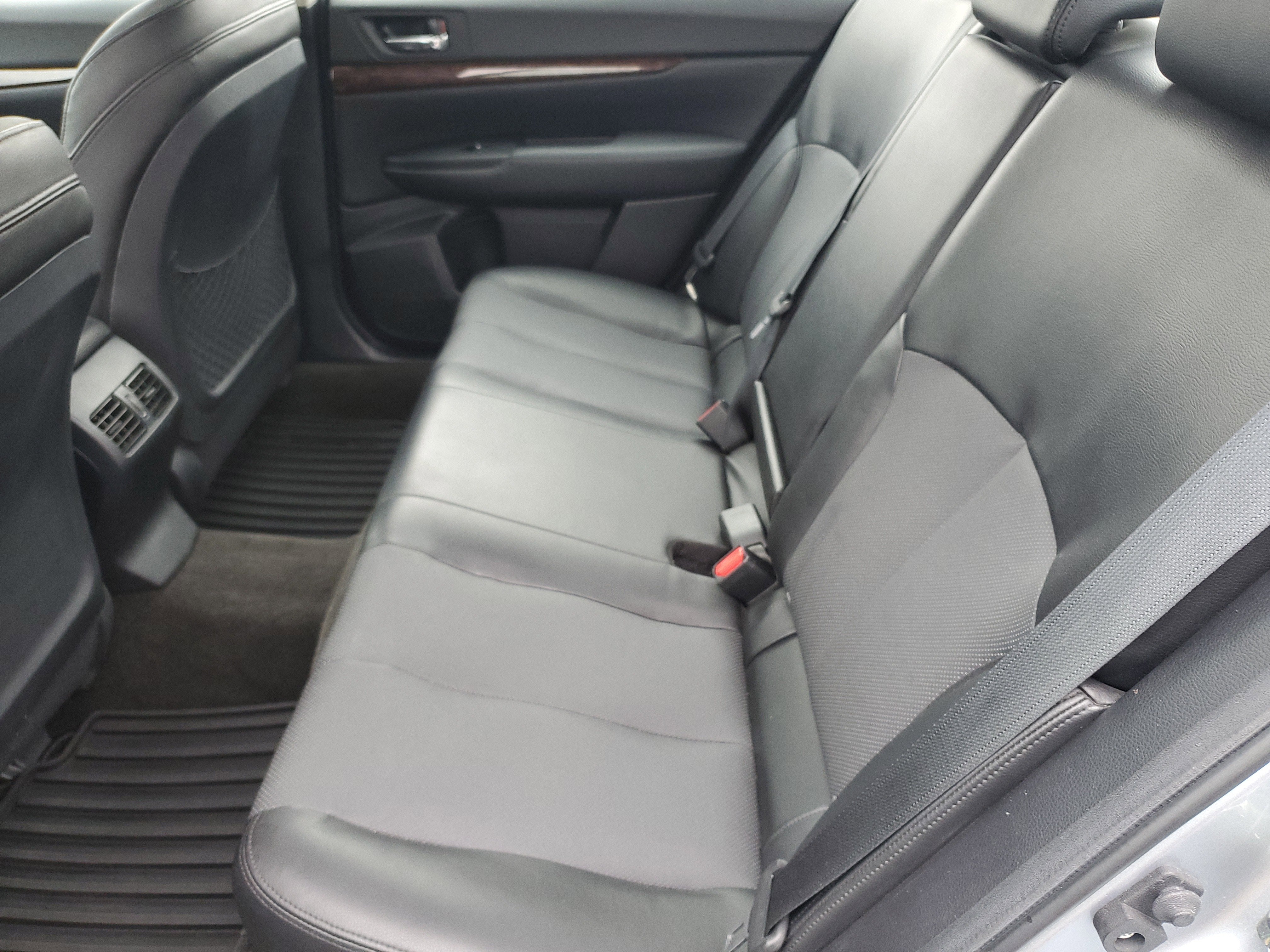 2014 Subaru Legacy 3.6R Limited