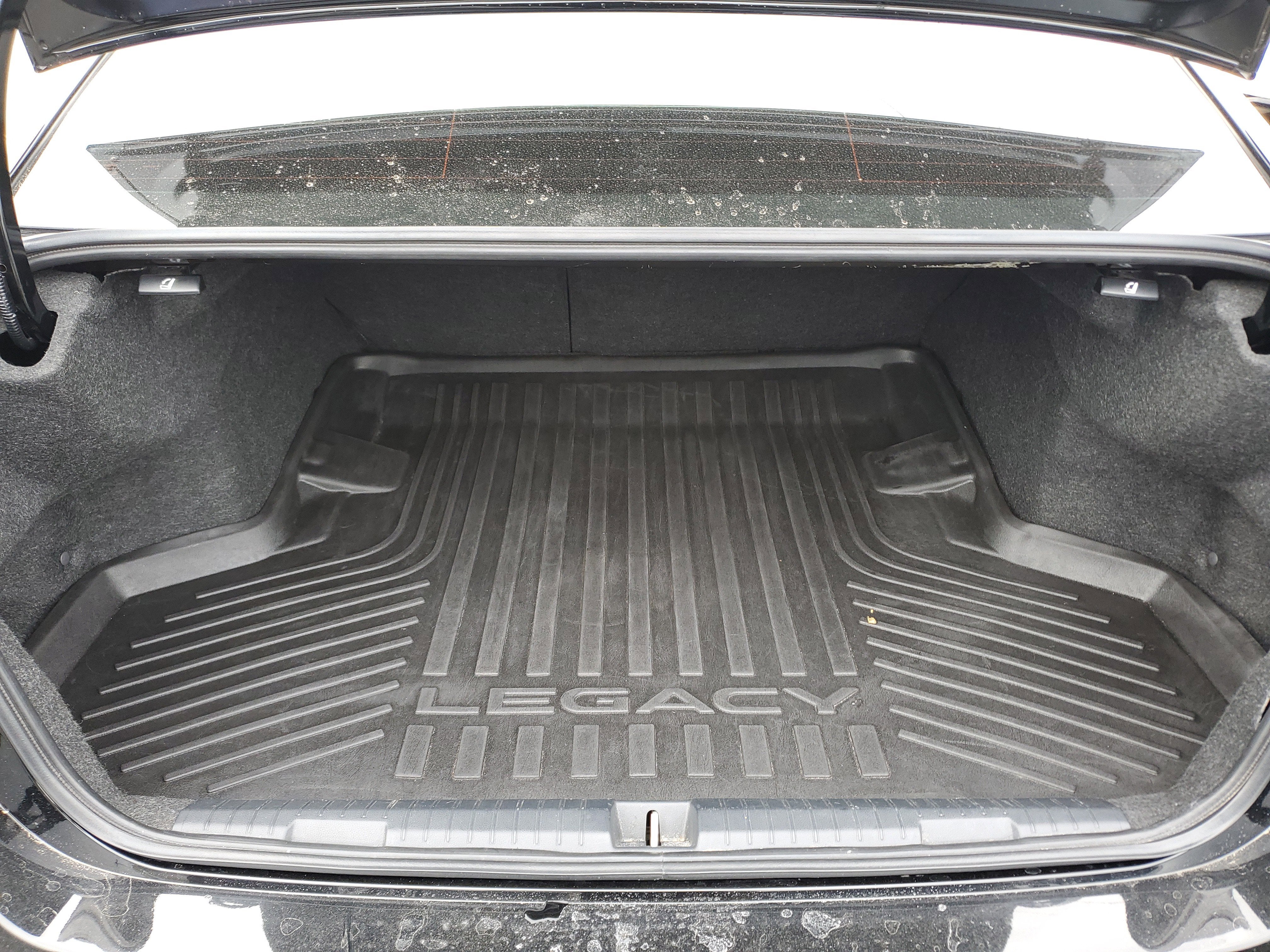 2022 Subaru Legacy Touring XT