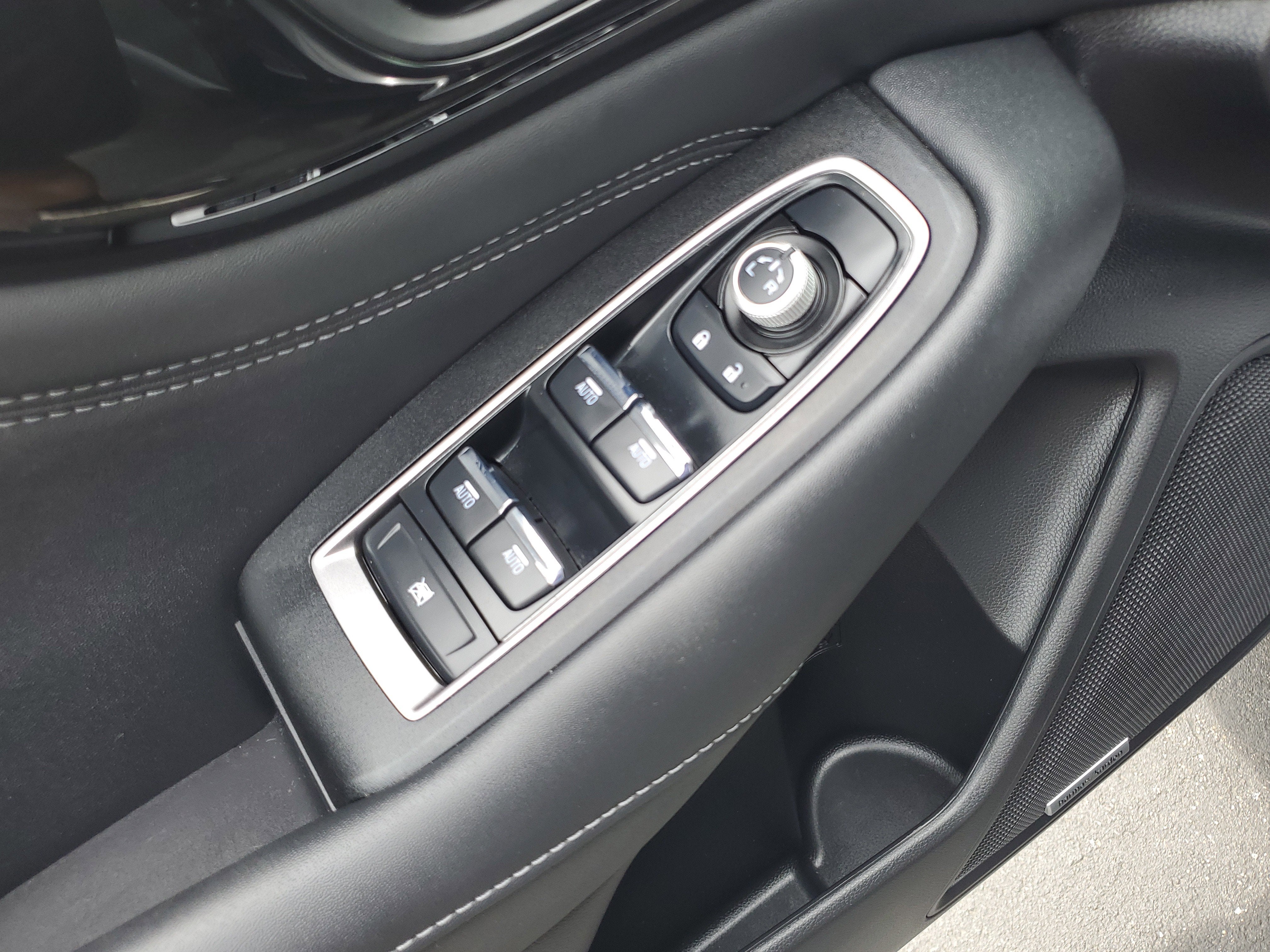 2025 Subaru Outback Limited XT