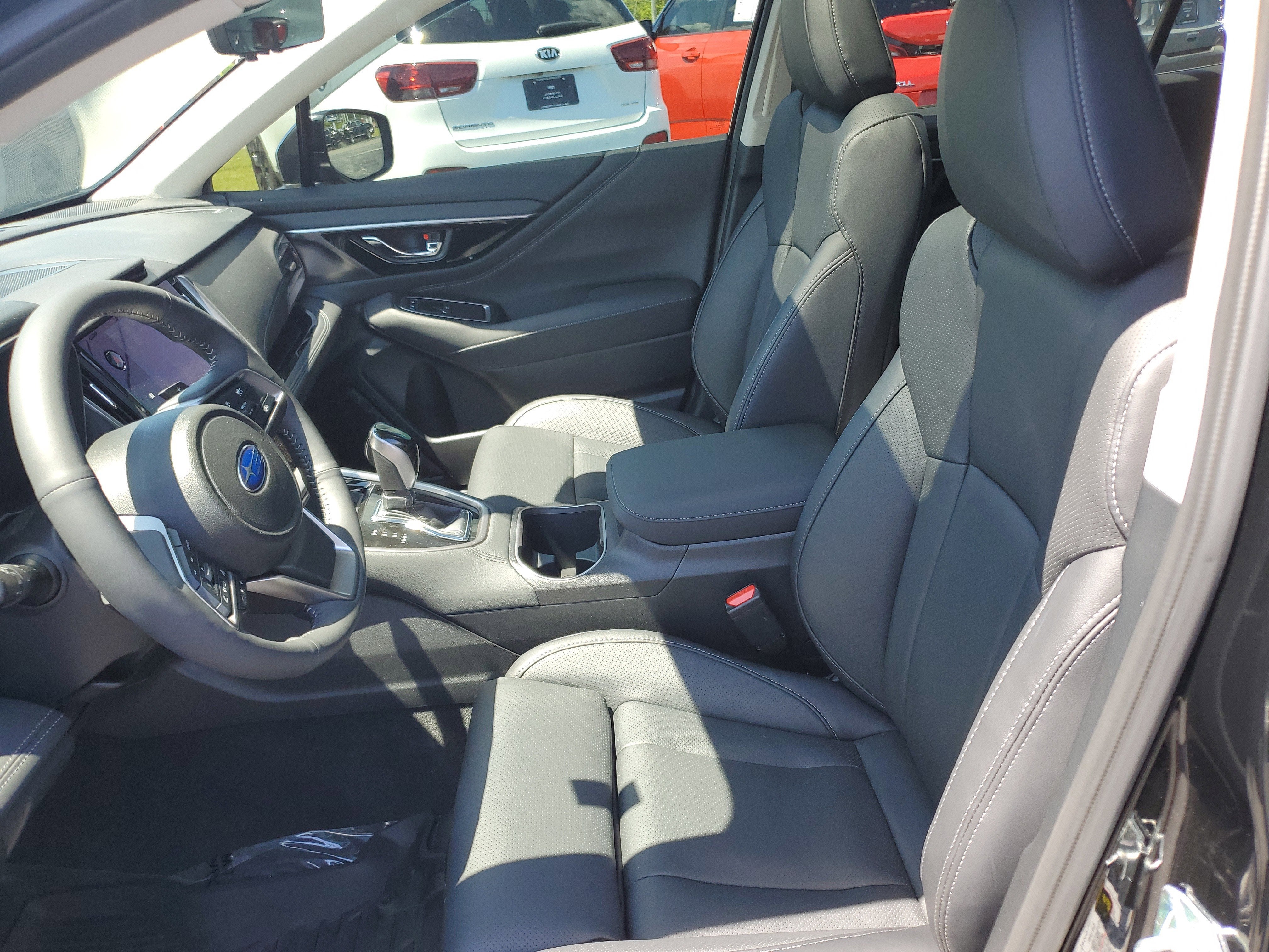 2025 Subaru Outback Touring XT