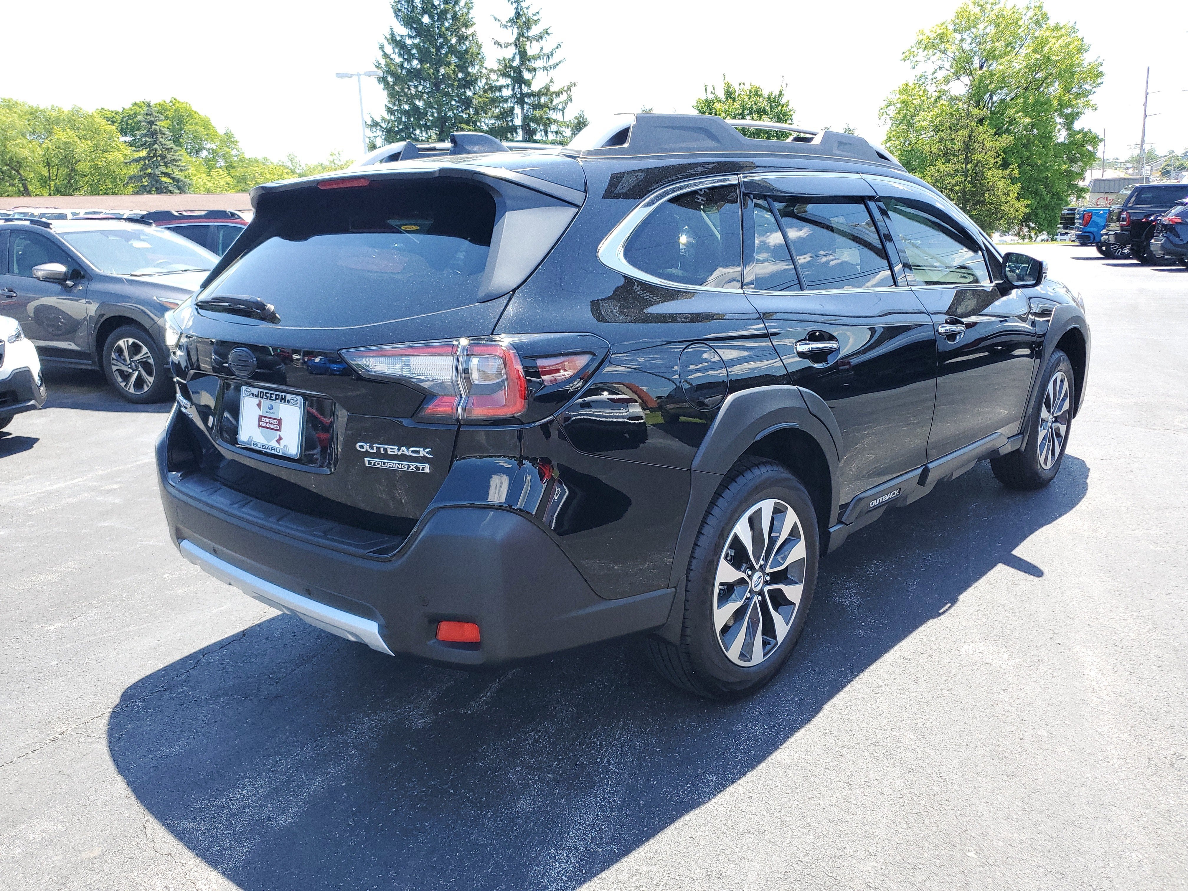 2025 Subaru Outback Touring XT
