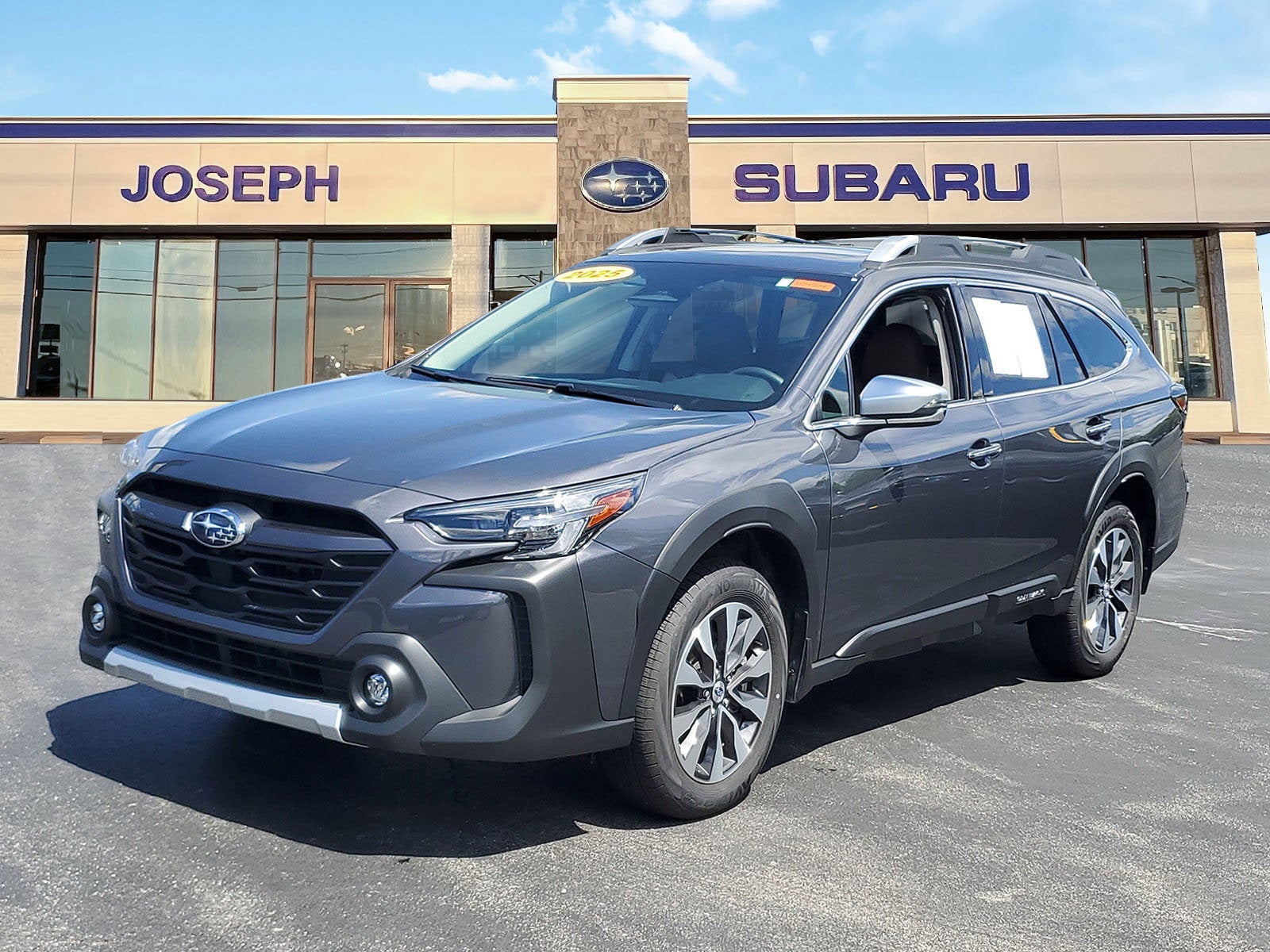 2025 Subaru Outback Touring XT