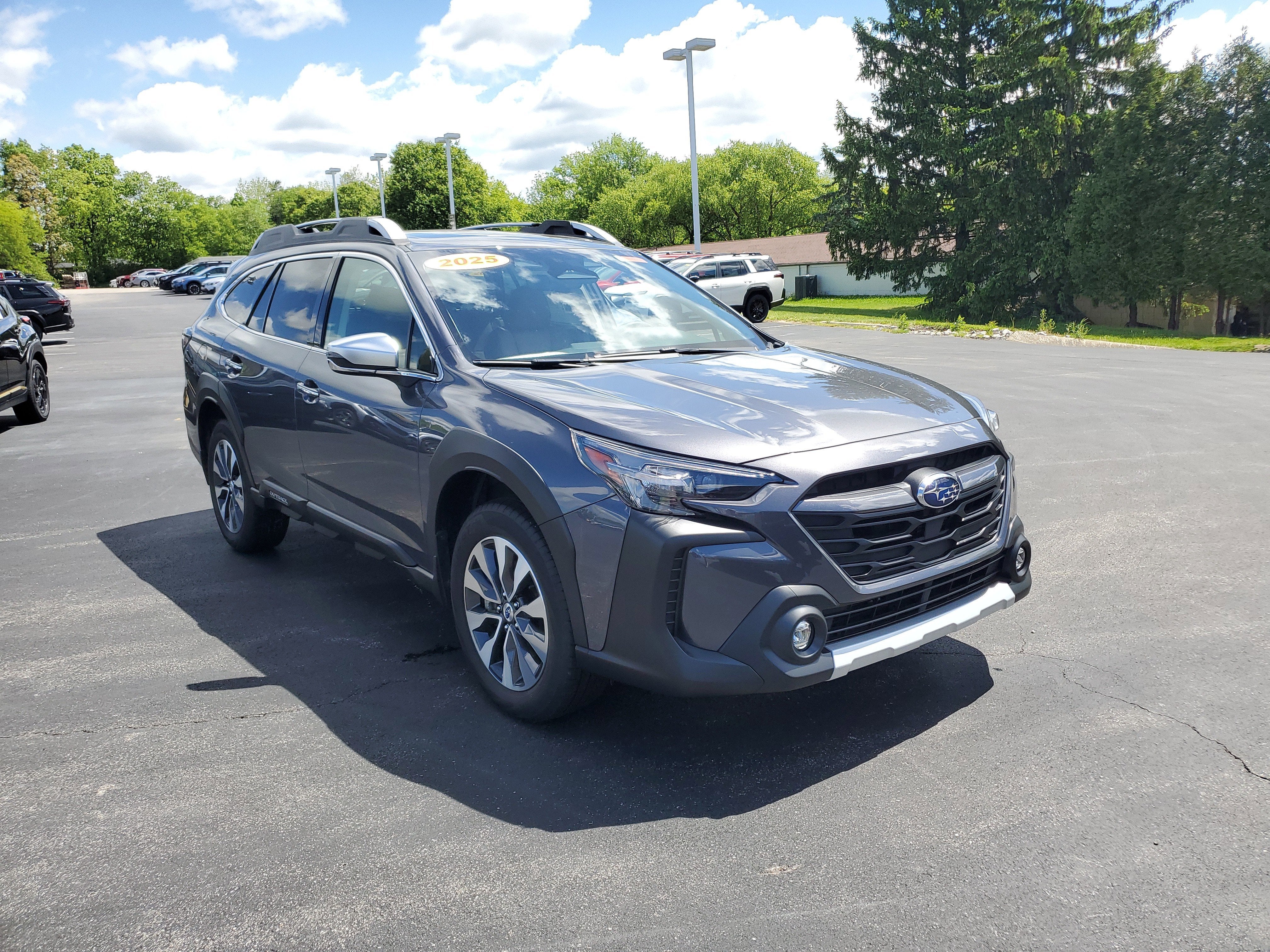 2025 Subaru Outback Touring XT