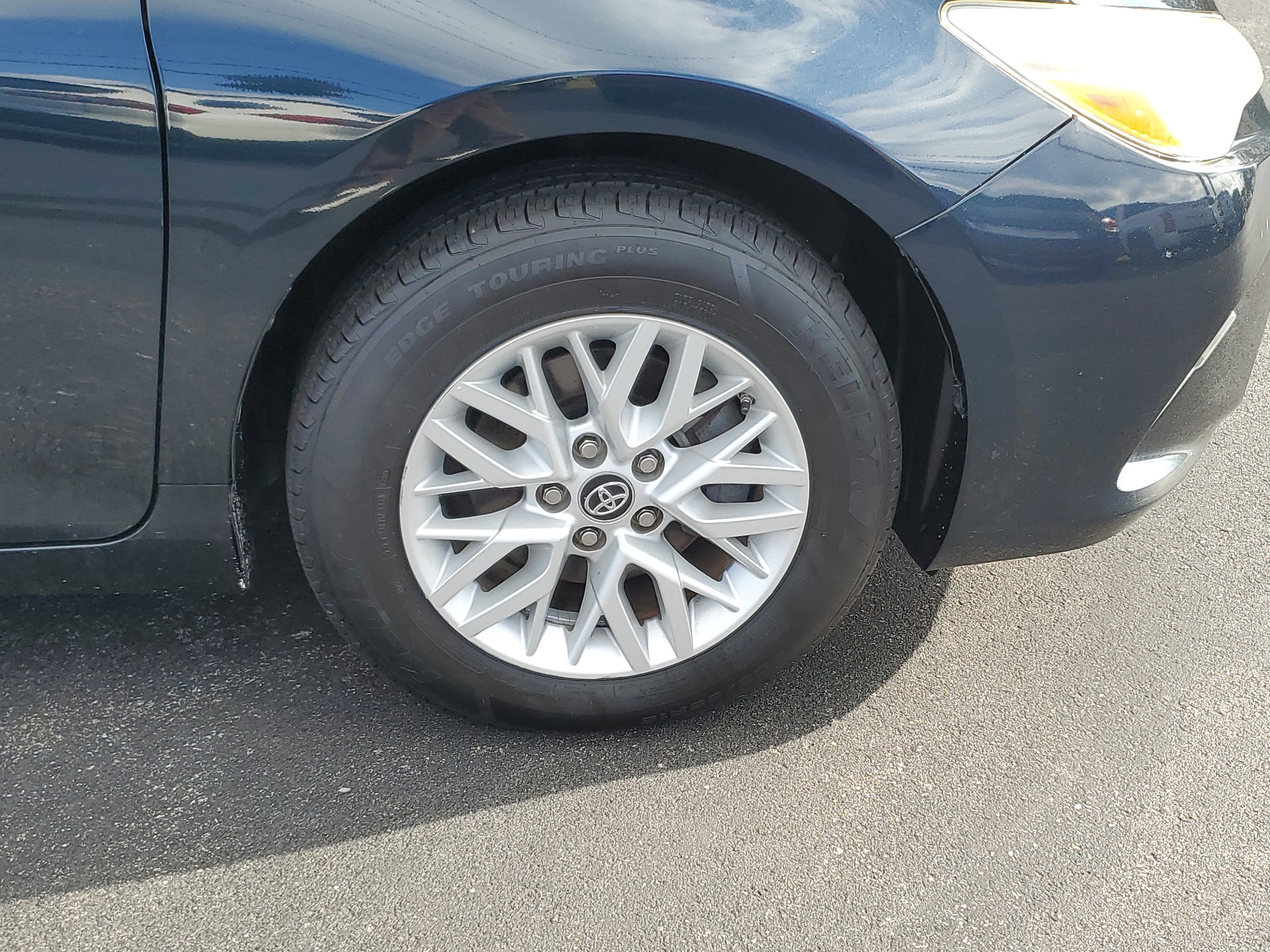 2016 Toyota Camry XLE