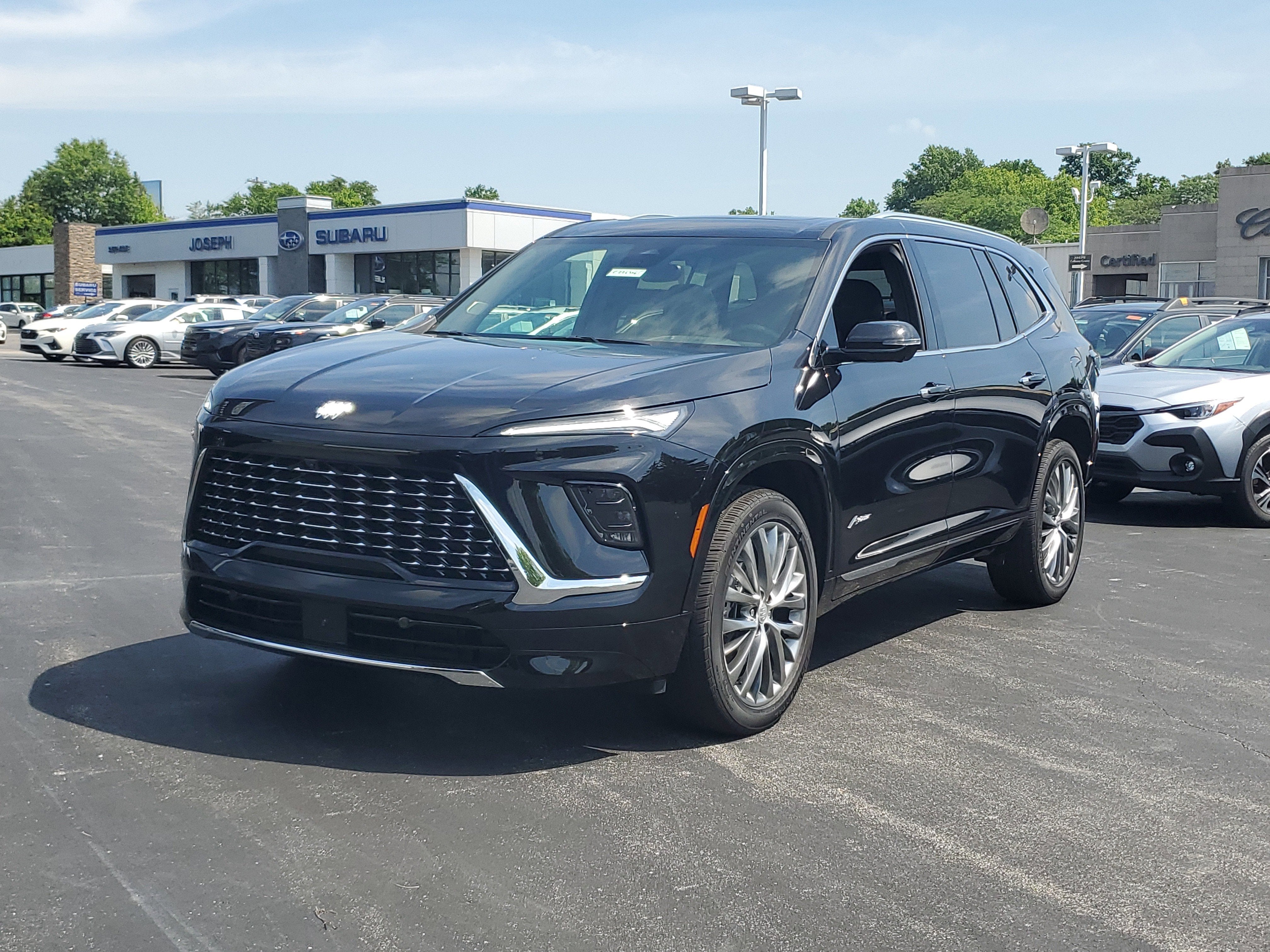 2025 Buick Enclave Avenir