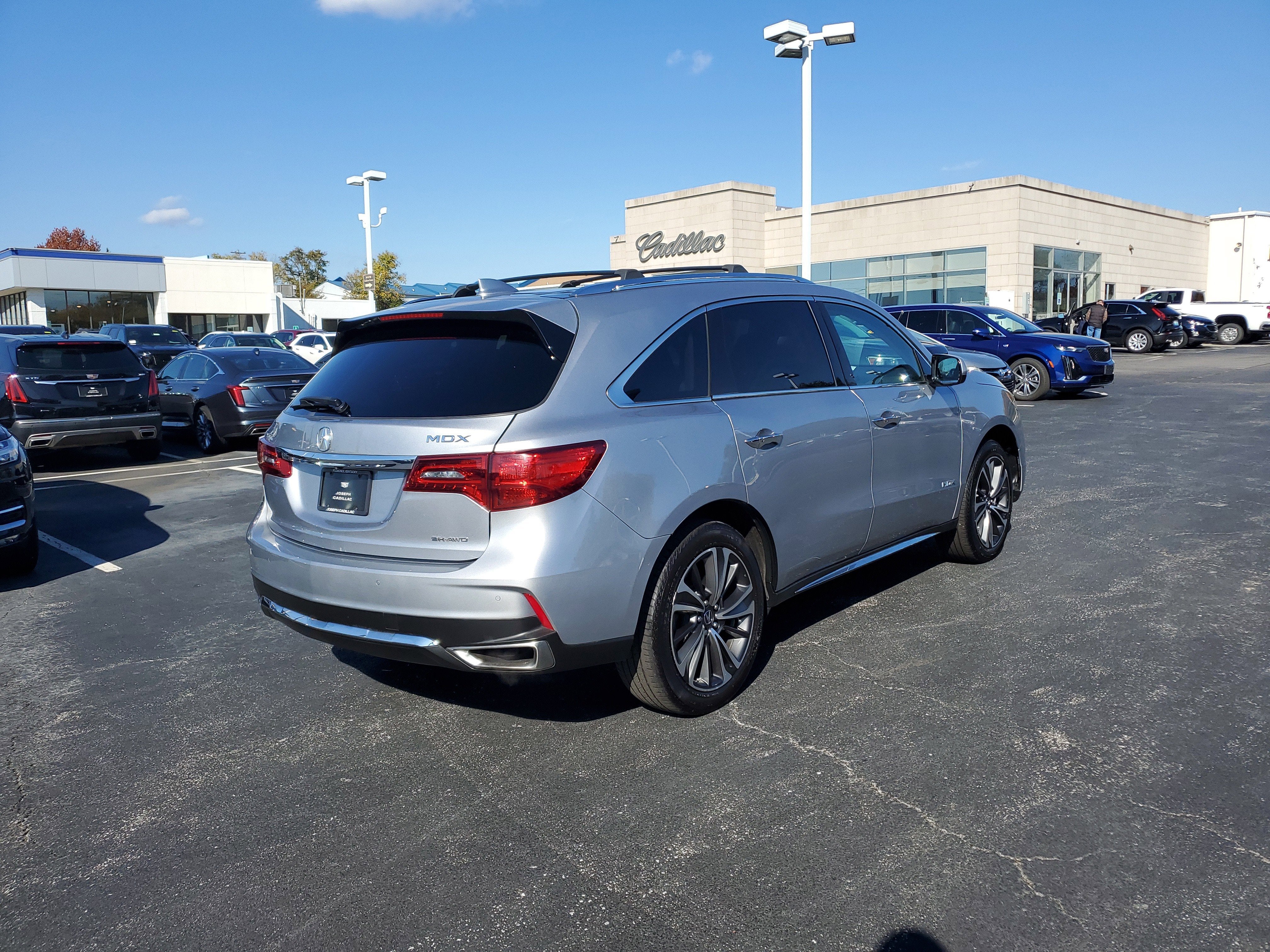 2020 Acura MDX w/Technology Pkg
