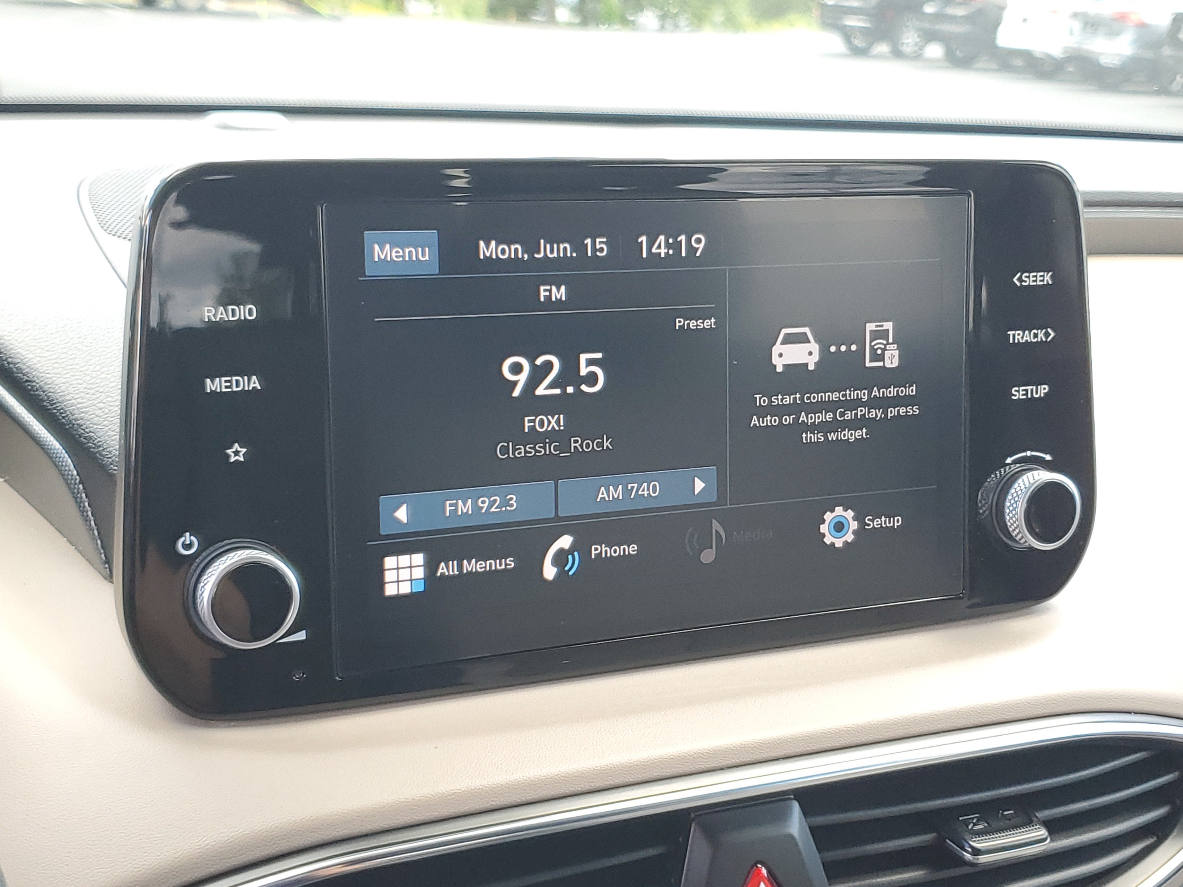 2023 Hyundai Santa Fe SE