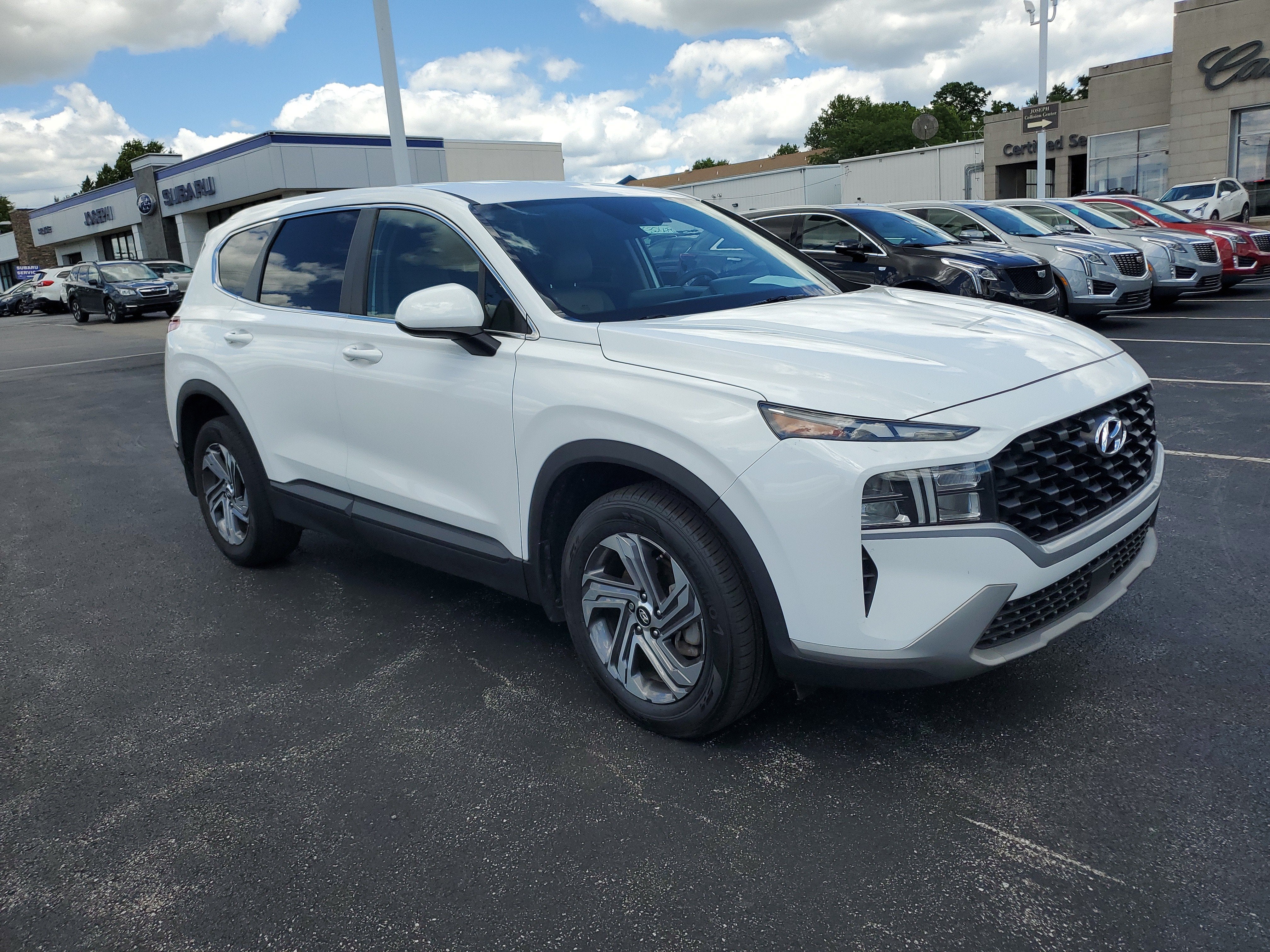 2023 Hyundai Santa Fe SE