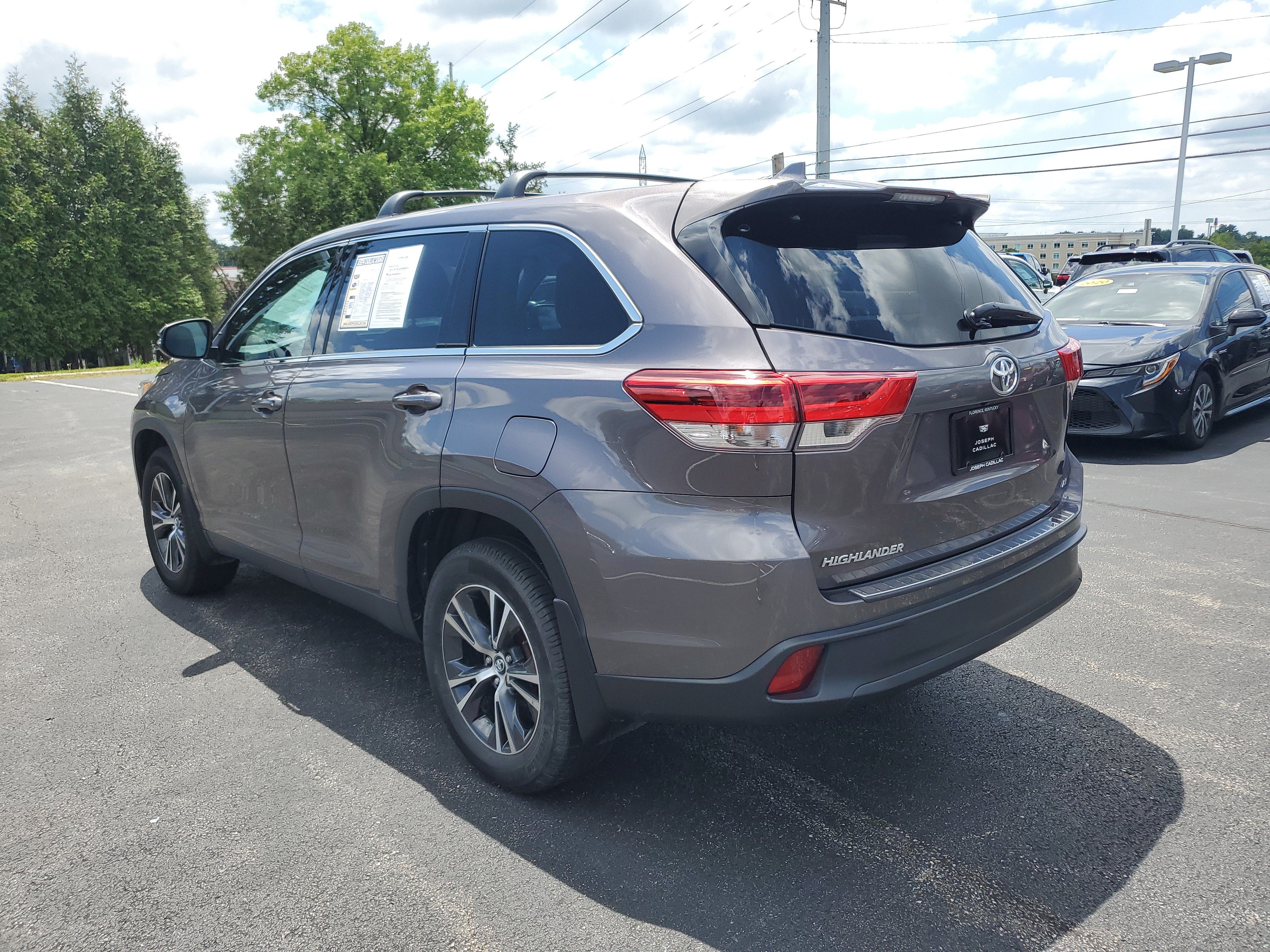 2019 Toyota Highlander LE