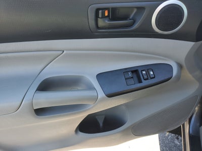 2012 Toyota Tacoma ACC CAB 4WD V6 AT