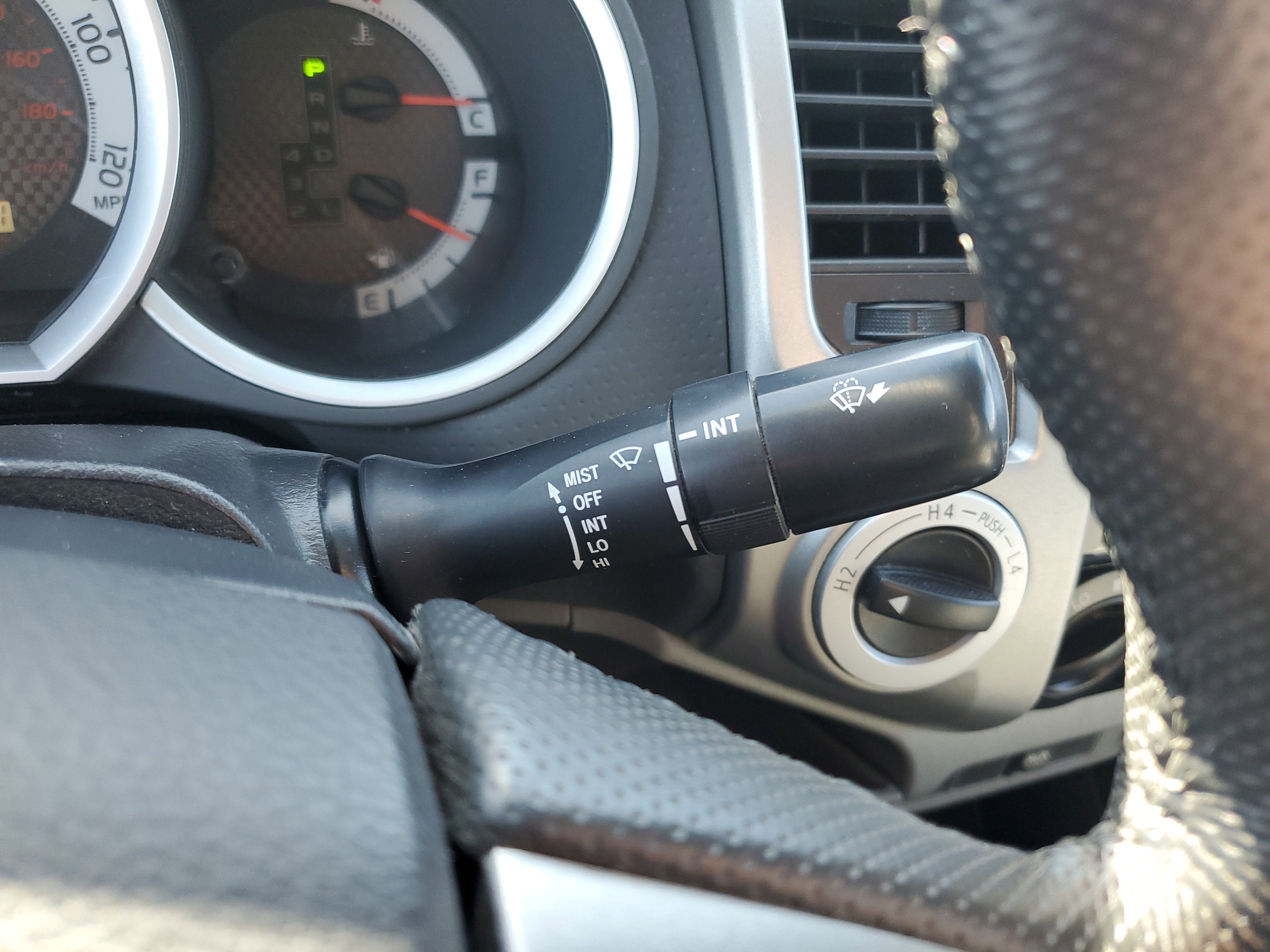 2012 Toyota Tacoma ACC CAB 4WD V6 AT