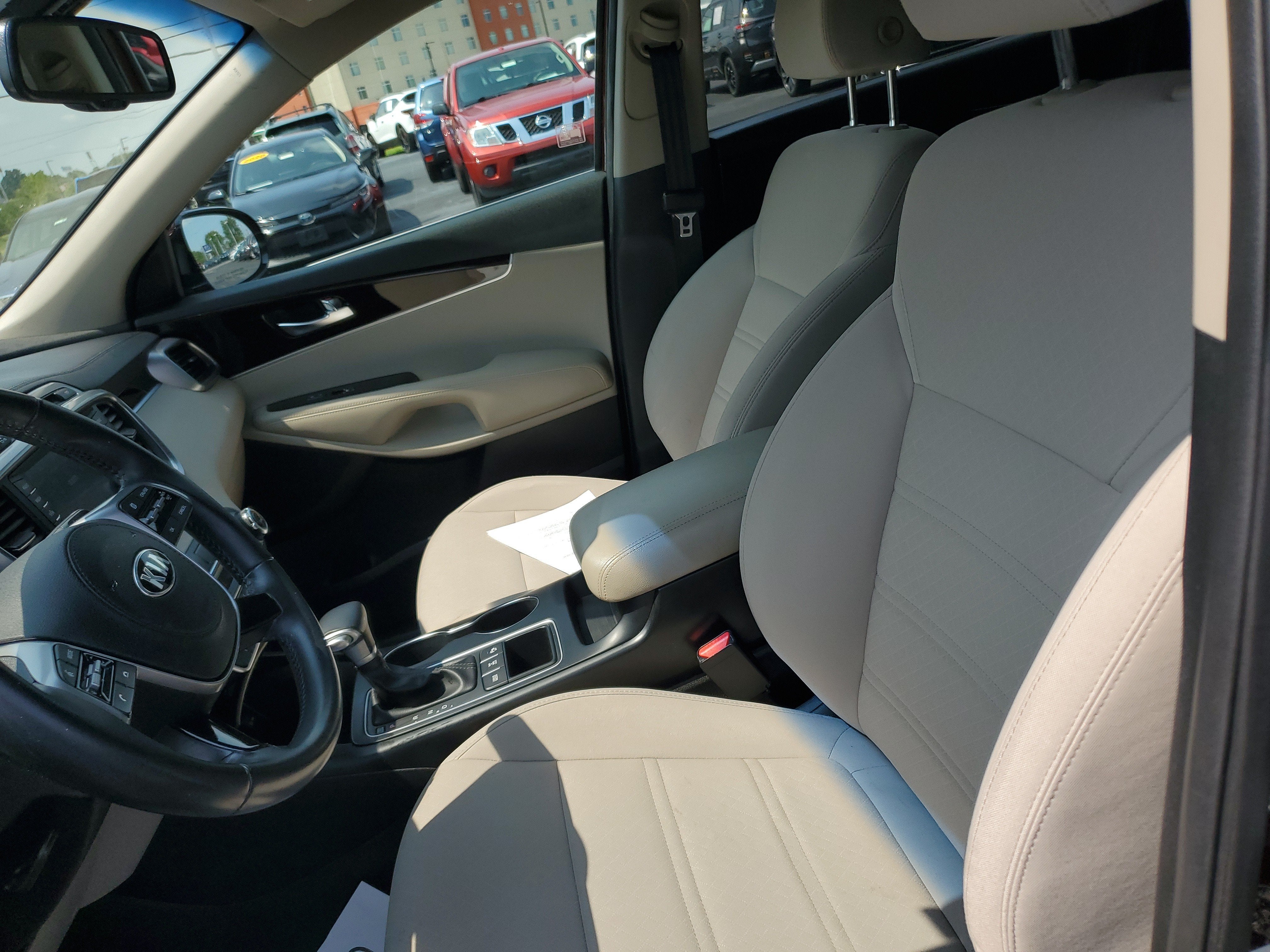 2019 Kia Sorento LX V6