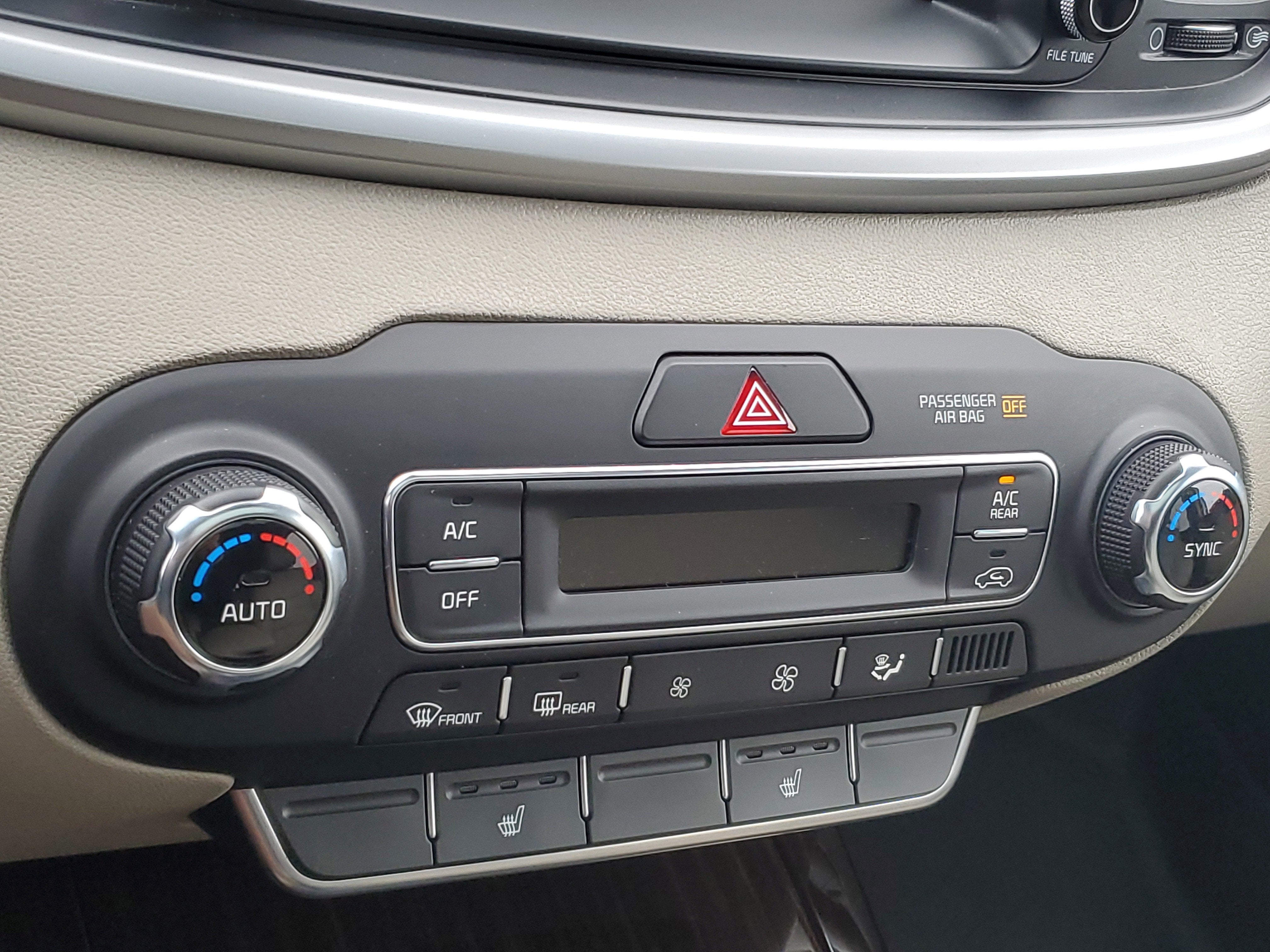 2020 Kia Sorento EX V6