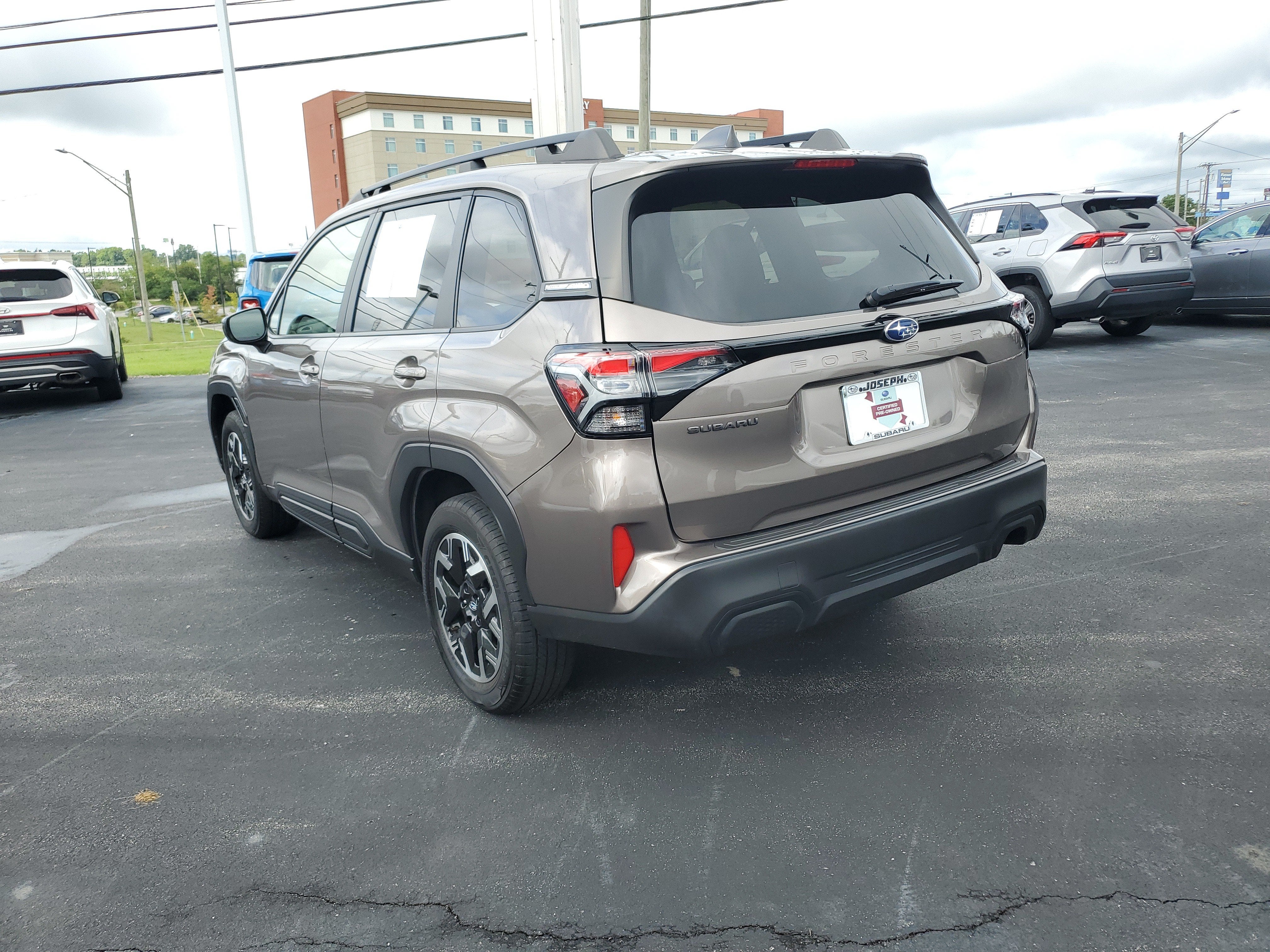 2025 Subaru Forester Premium