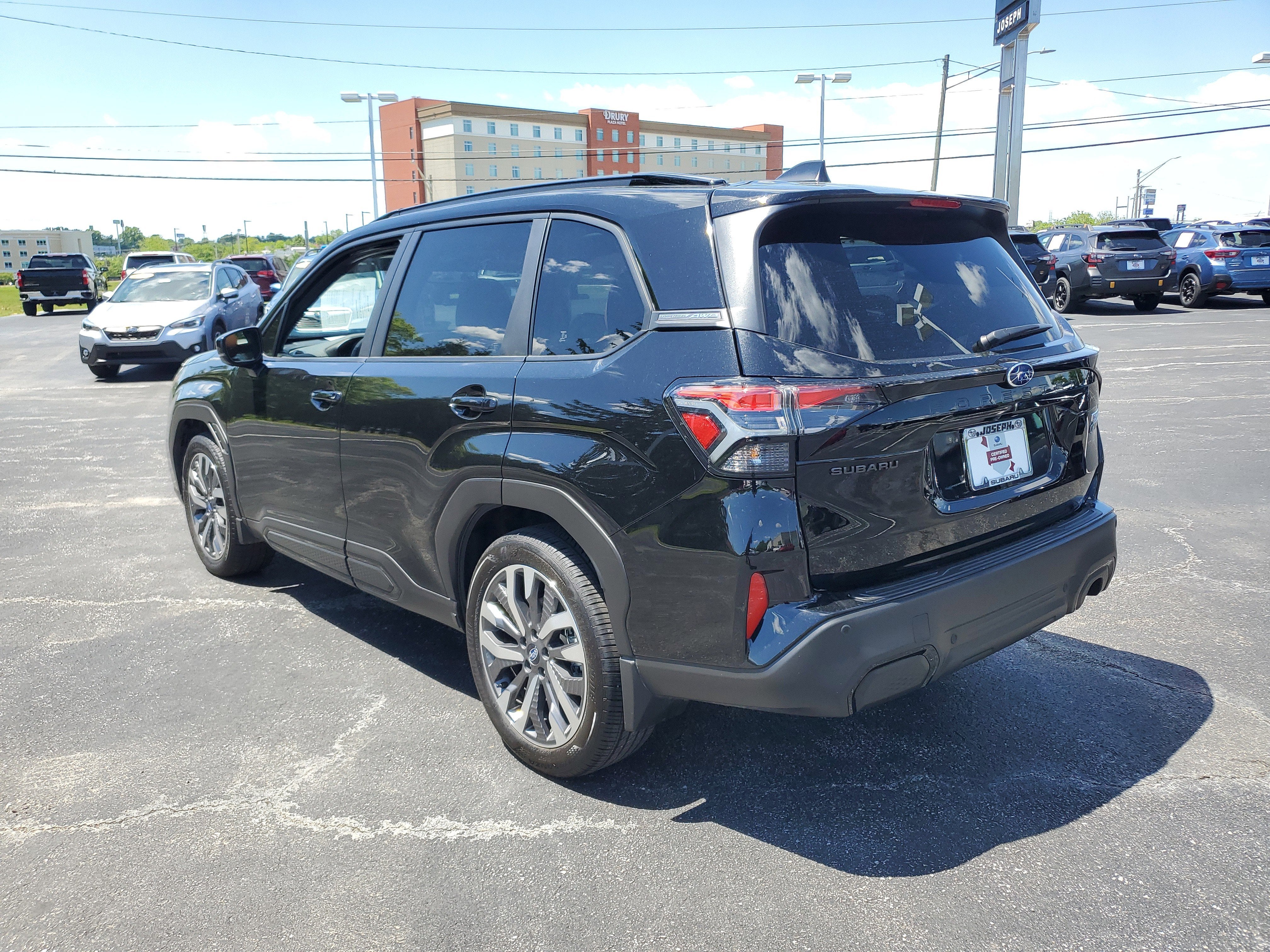2025 Subaru Forester Touring