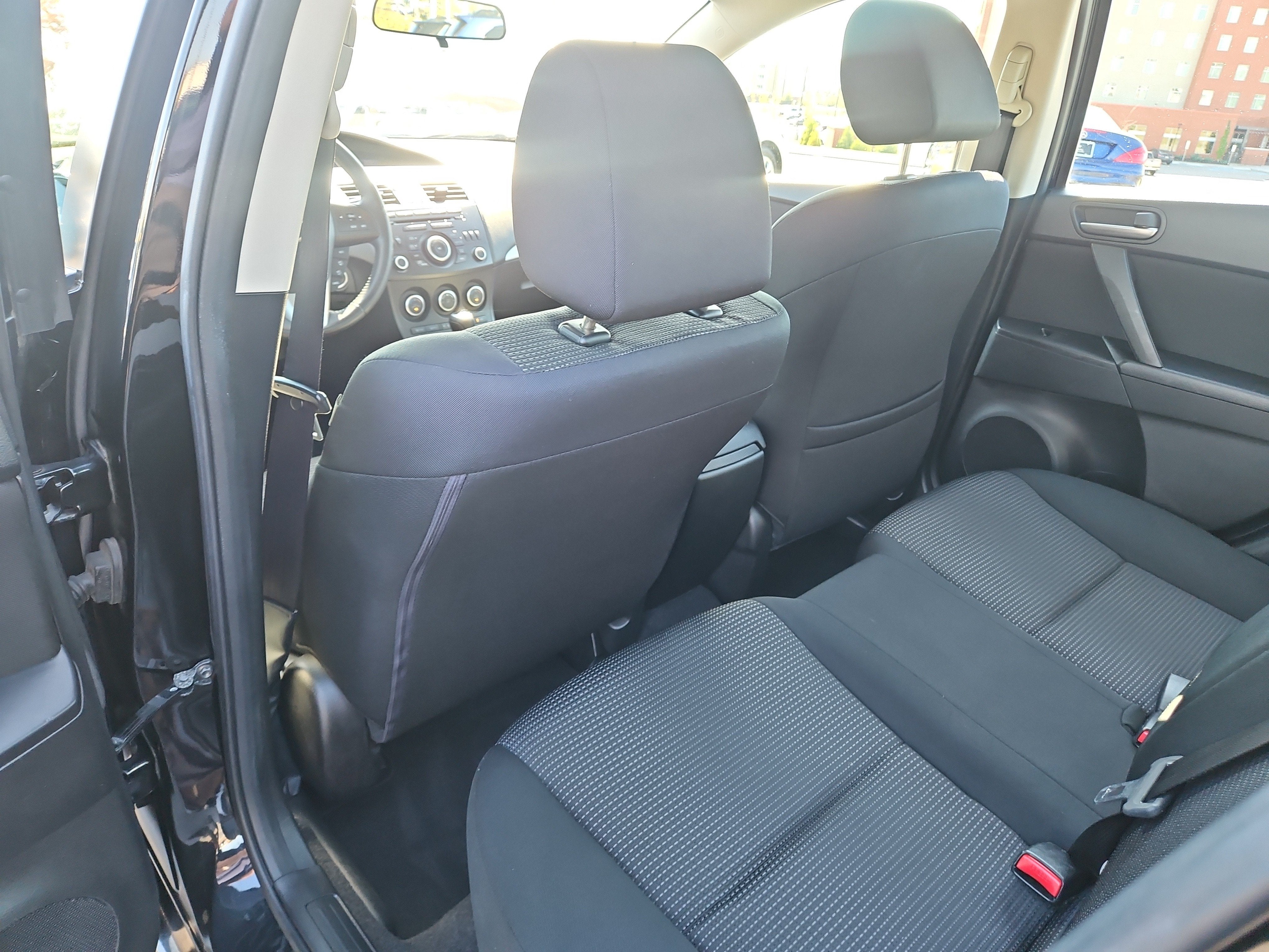 2013 Mazda Mazda3 i Touring