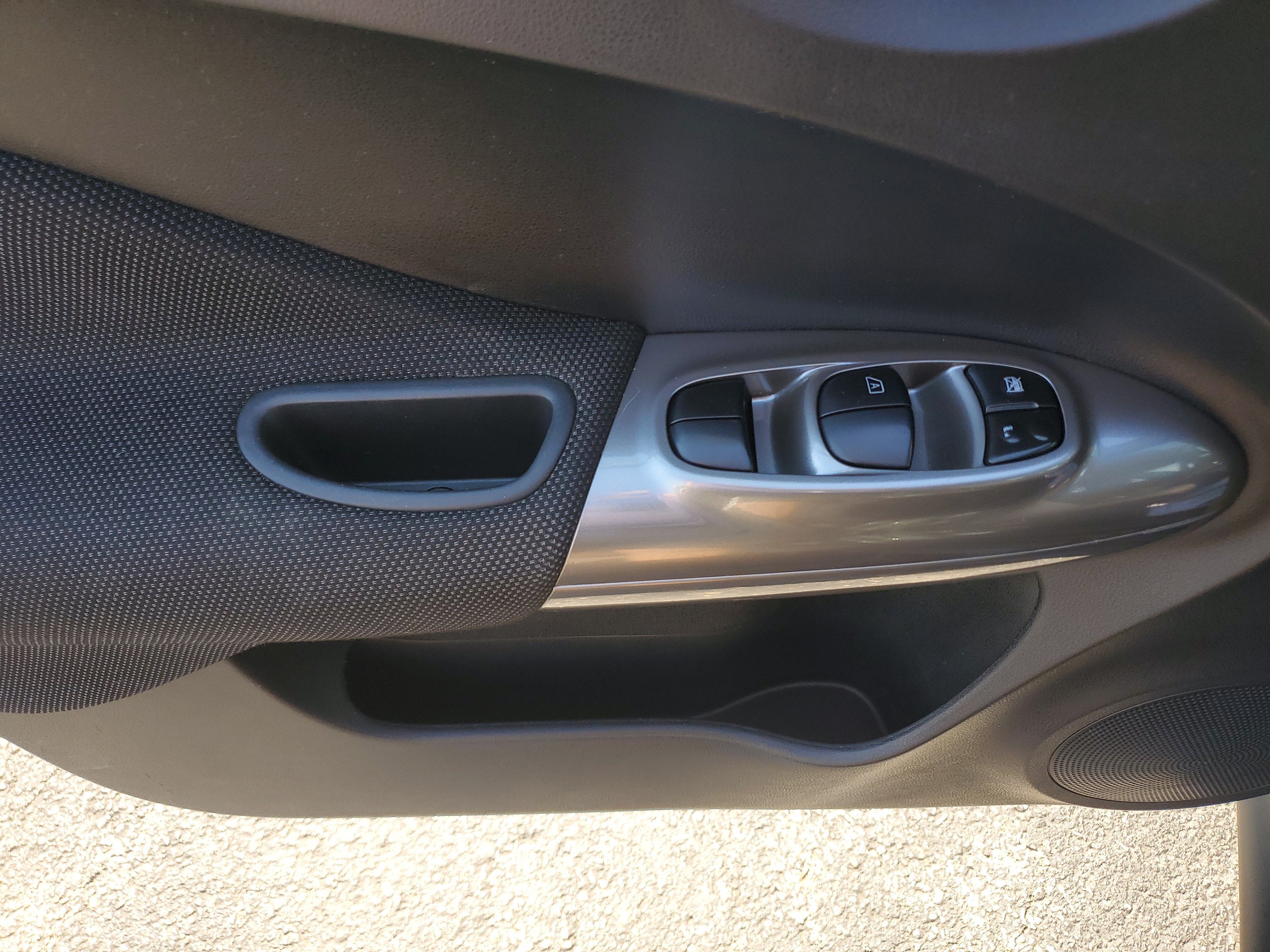 2013 Nissan JUKE S