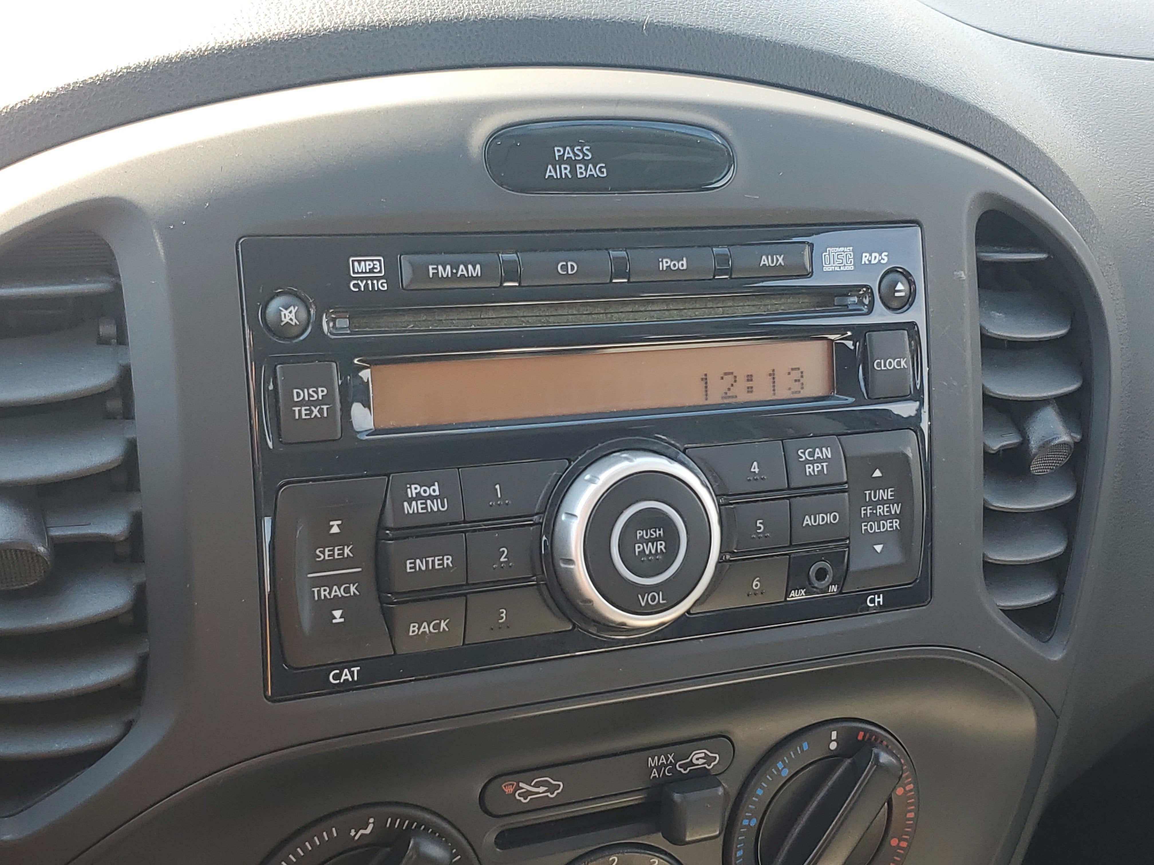 2013 Nissan JUKE S