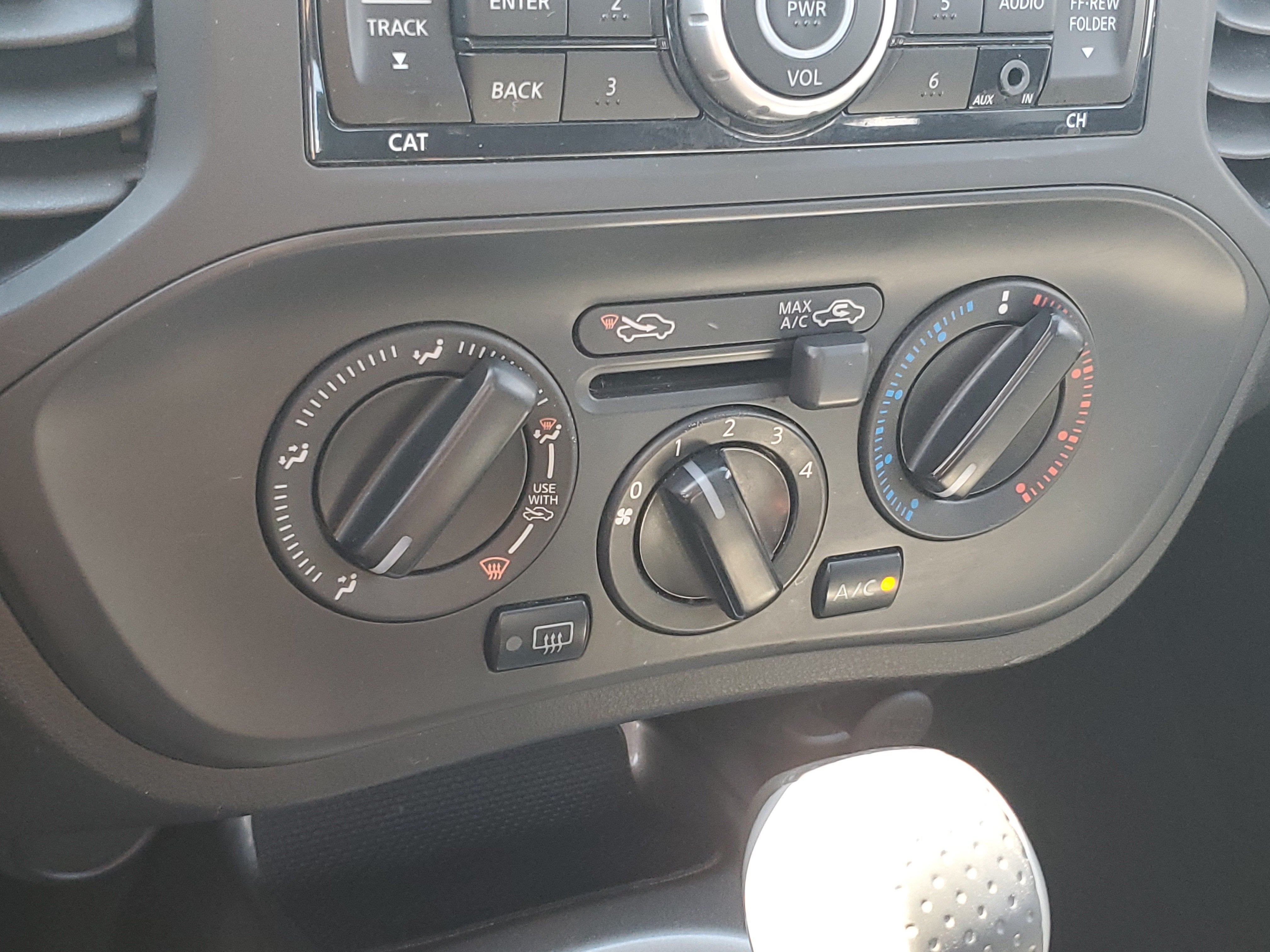 2013 Nissan JUKE S