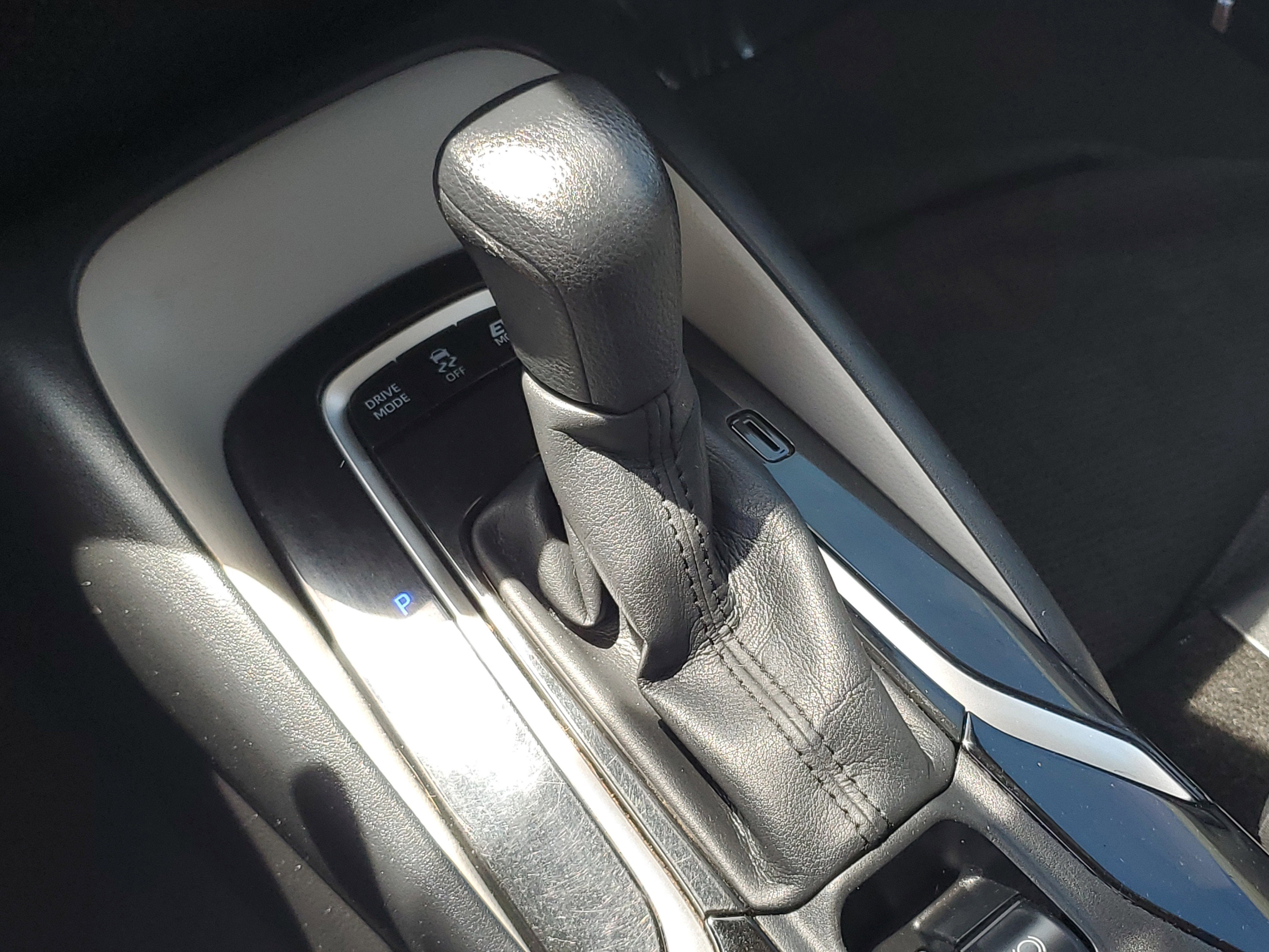 2020 Toyota Corolla Hybrid LE