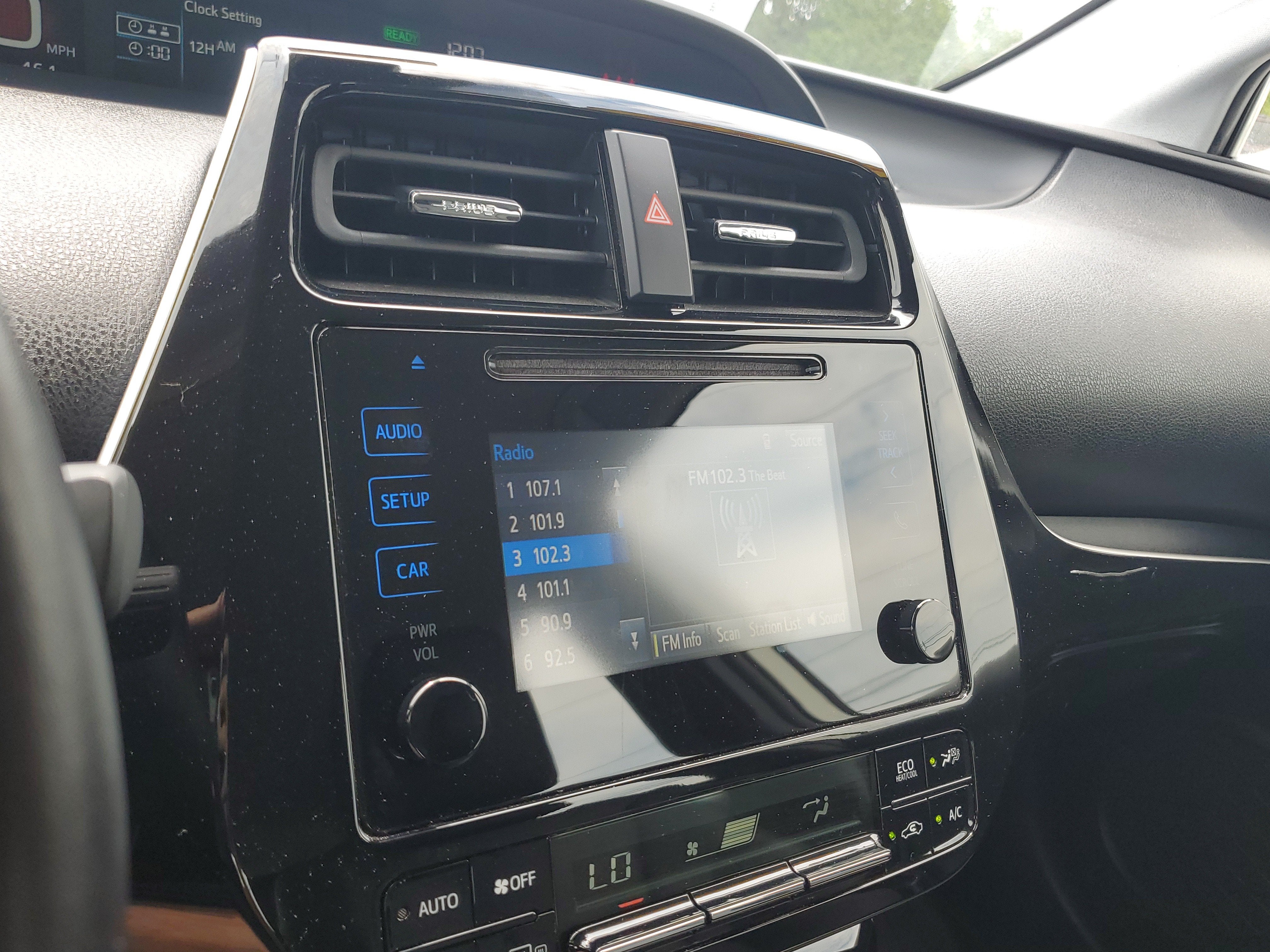 2019 Toyota Prius LE