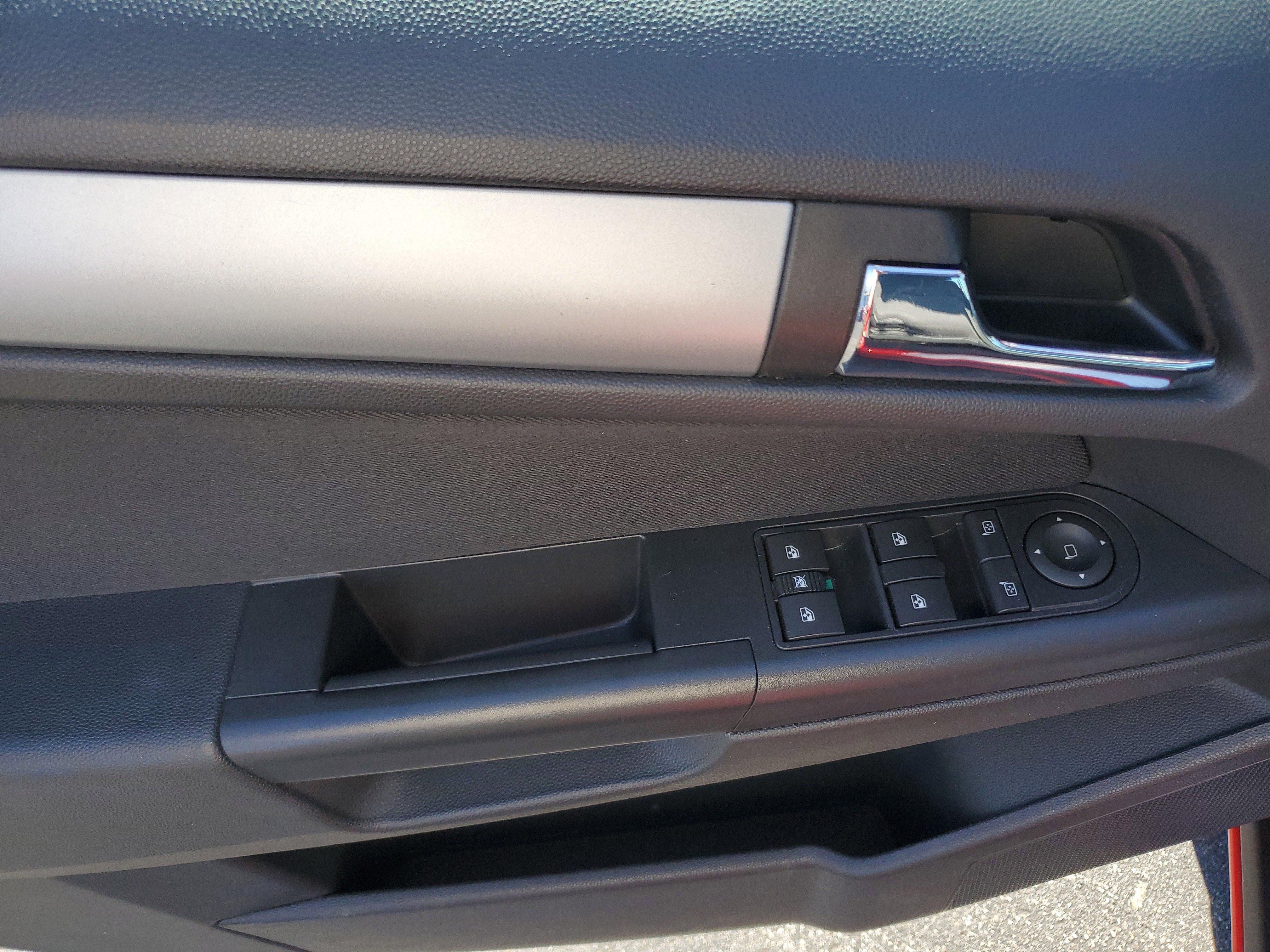 2008 Saturn Astra XR