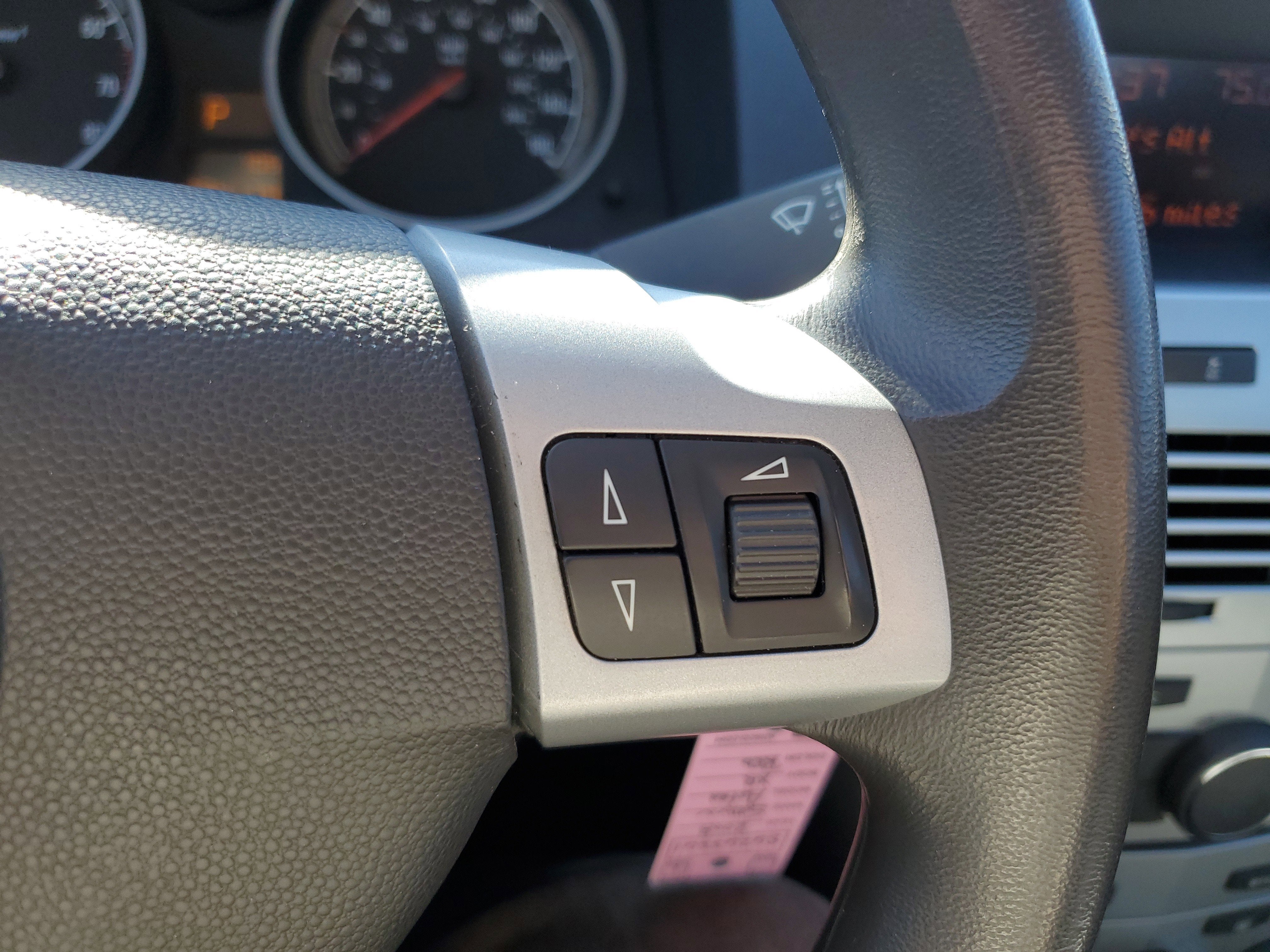 2008 Saturn Astra XR