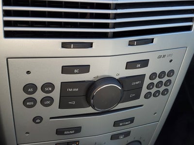 2008 Saturn Astra XR