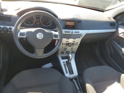 2008 Saturn Astra XR